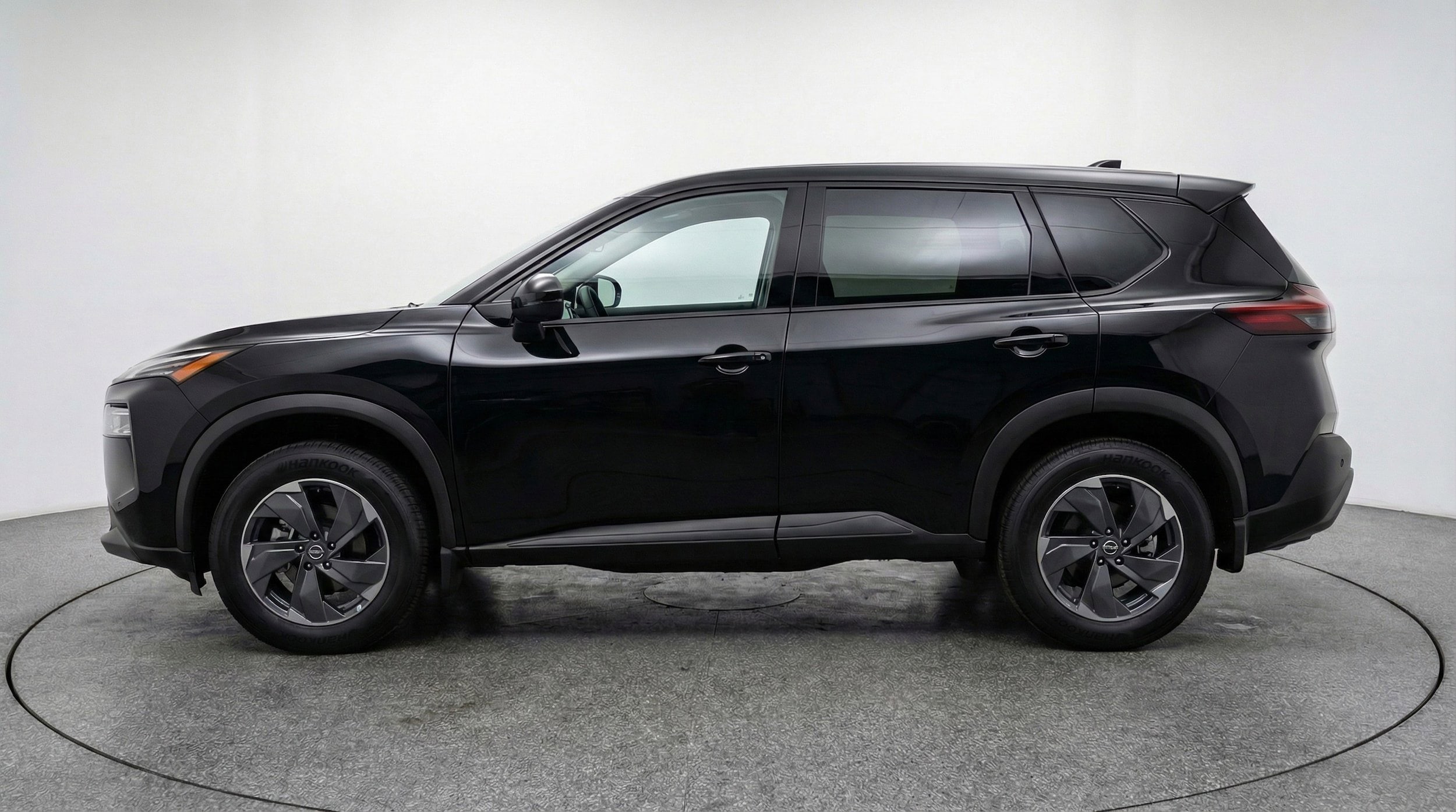 Thumbnail: 2025 Nissan Rogue - 4