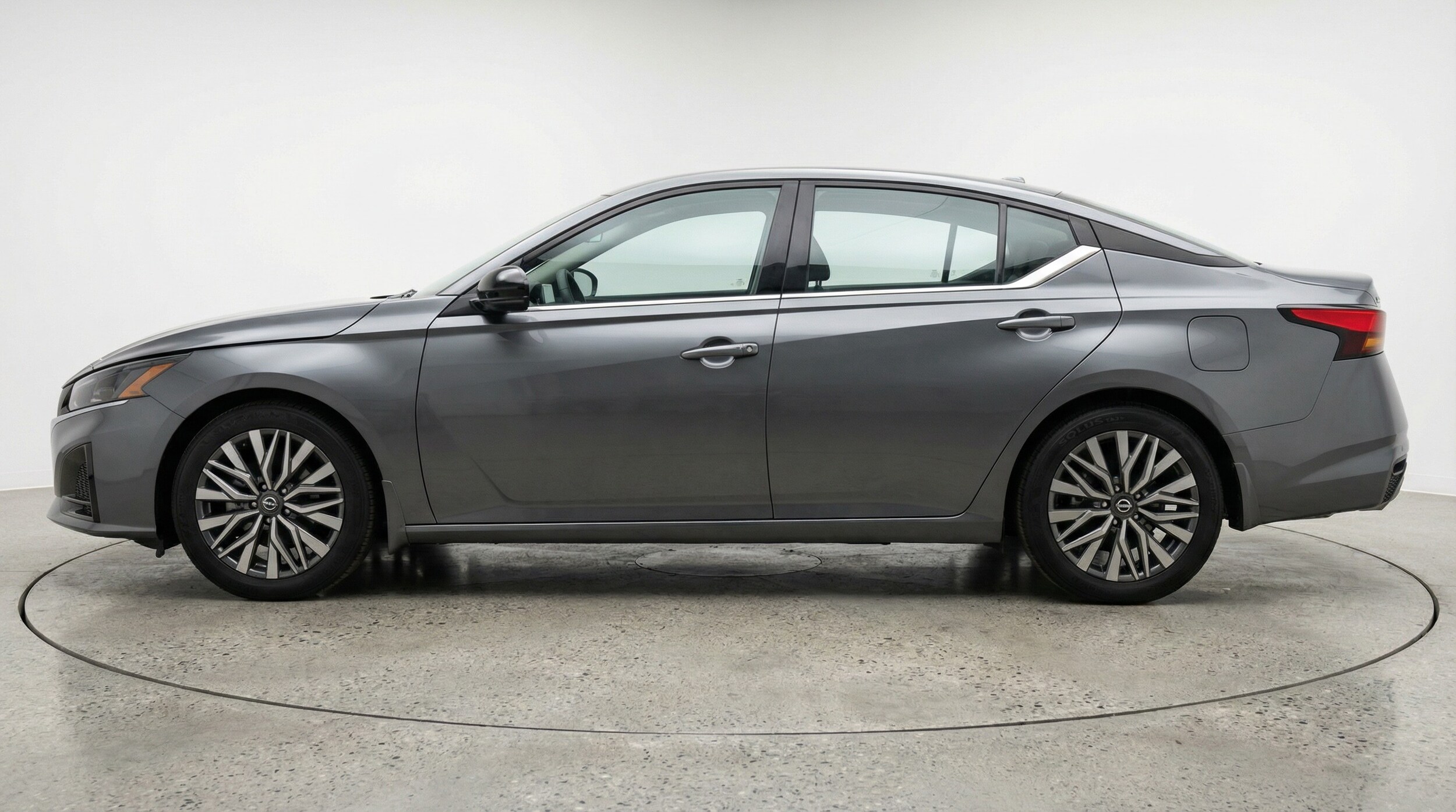 Thumbnail: 2025 Nissan Altima - 4