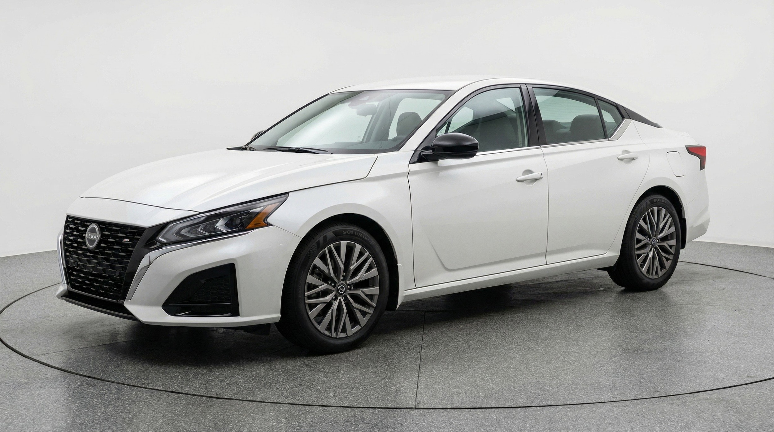 Thumbnail: 2025 Nissan Altima - 3