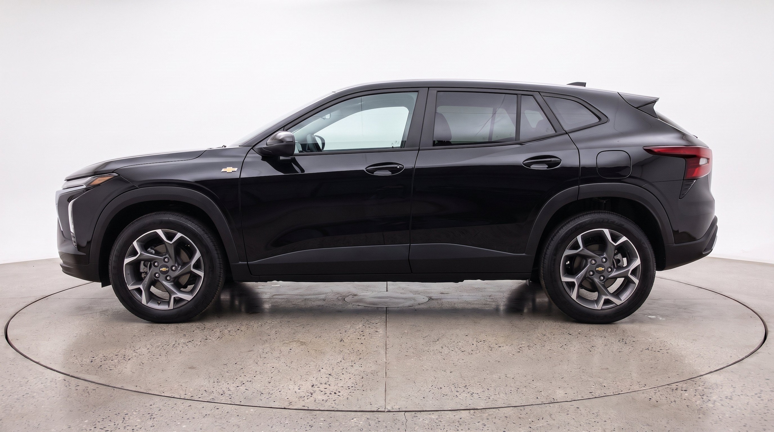 Thumbnail: 2025 Chevrolet Trax - 5