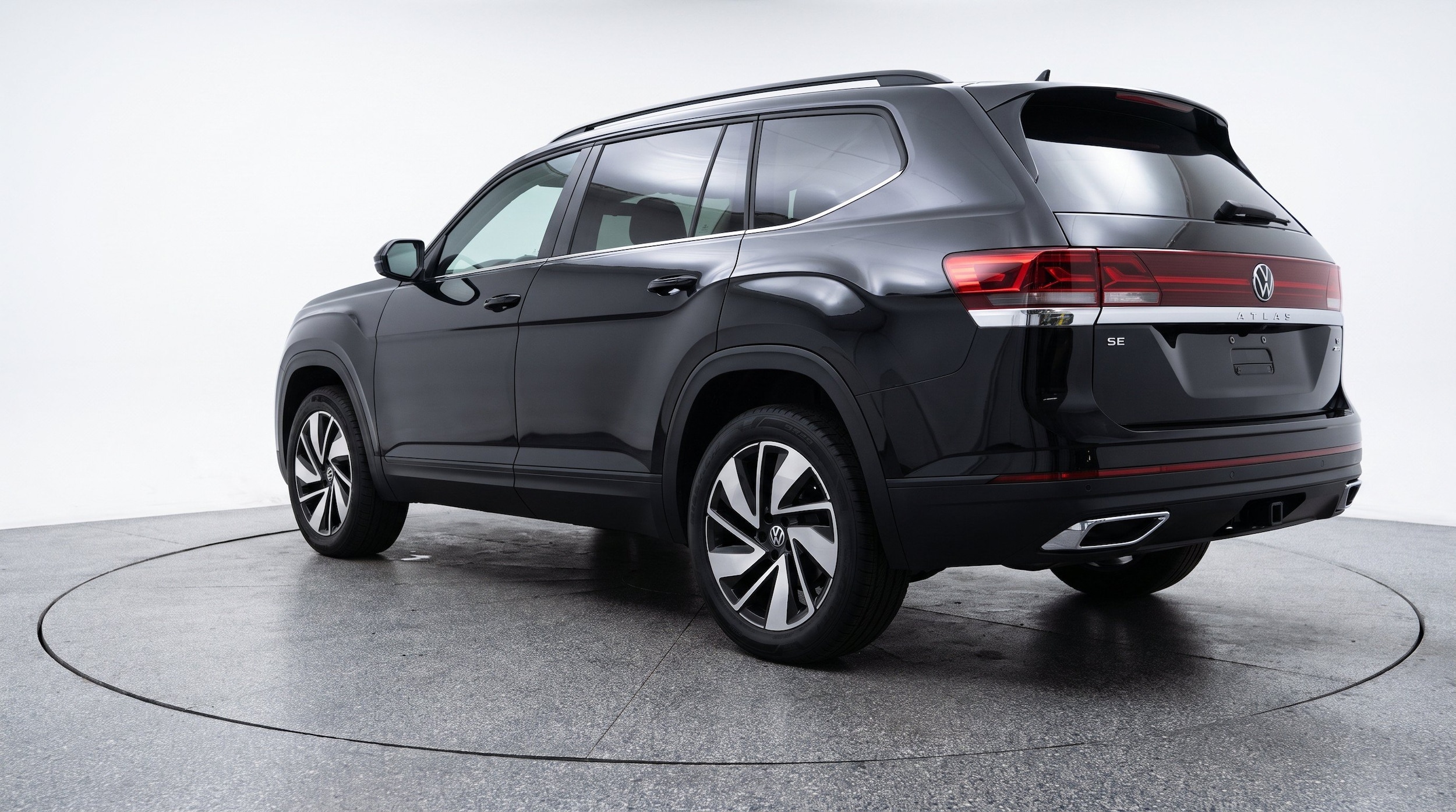 Thumbnail: 2026 Volkswagen Atlas - 6