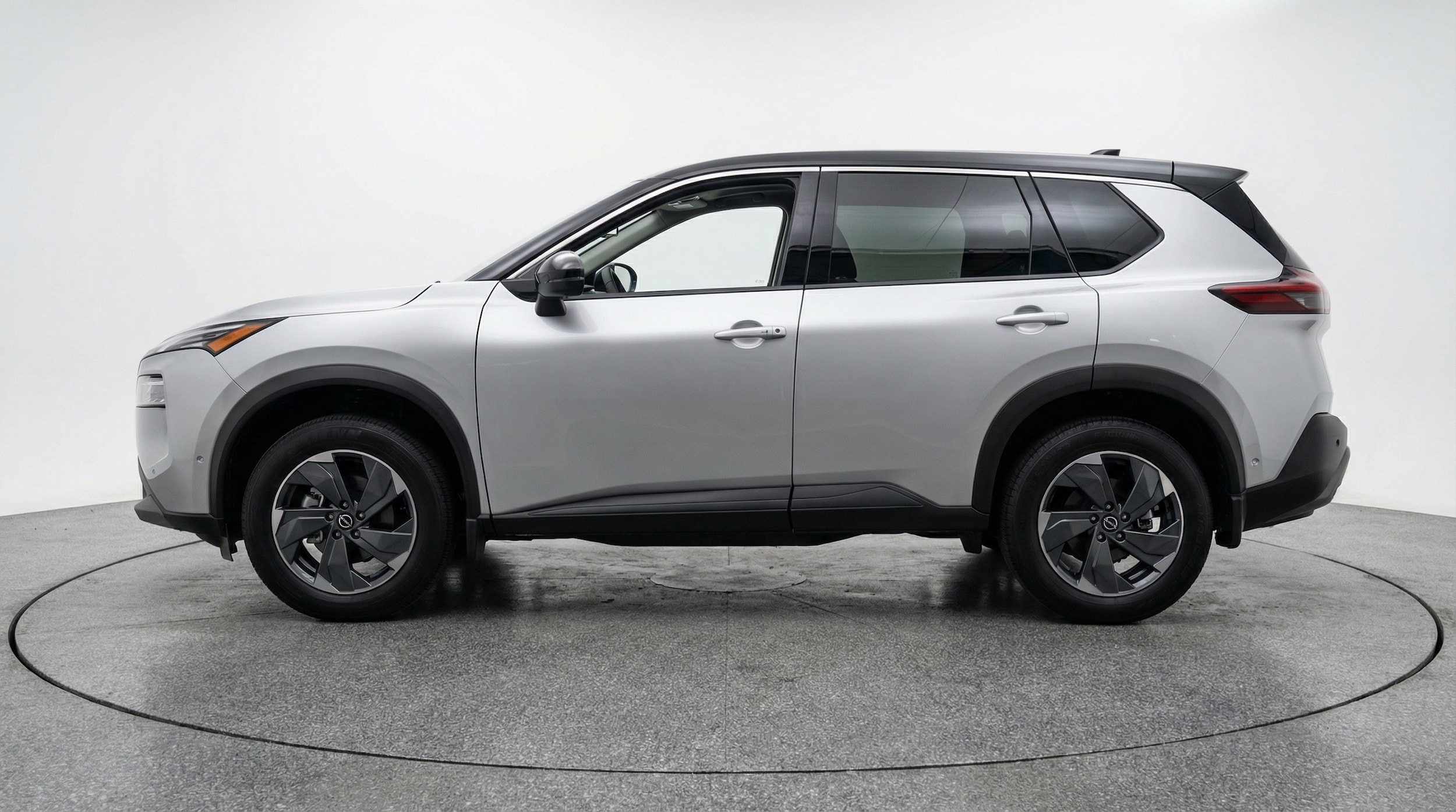 Thumbnail: 2025 Nissan Rogue - 4