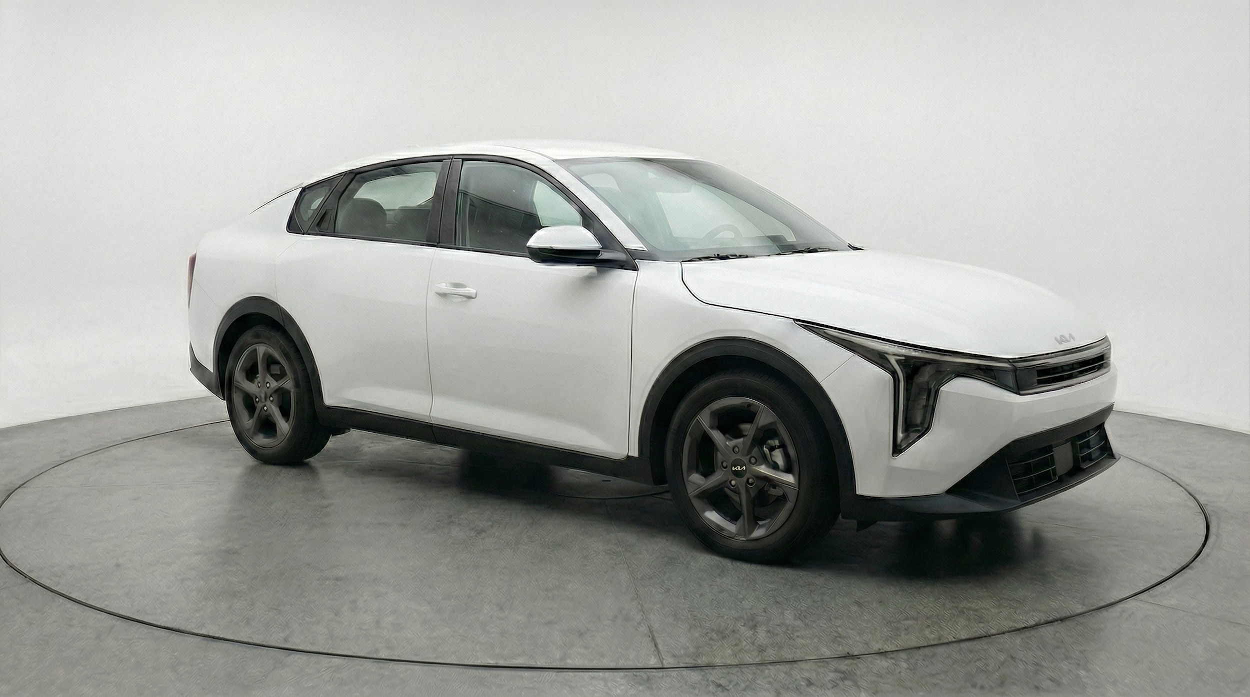 Thumbnail: 2025 Kia K4 - 1
