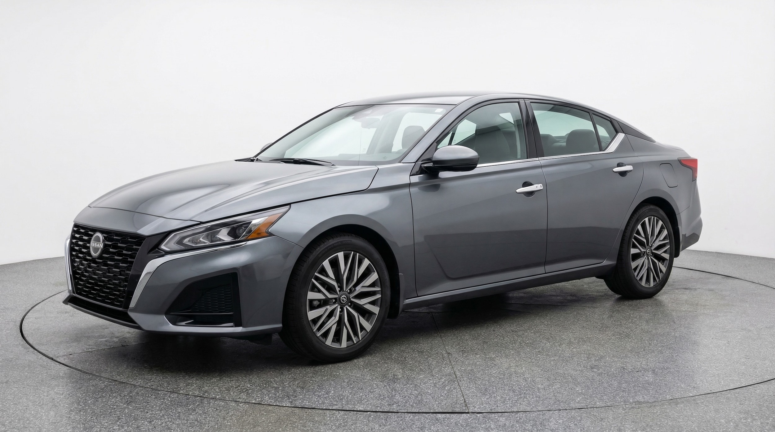 Thumbnail: 2025 Nissan Altima - 3