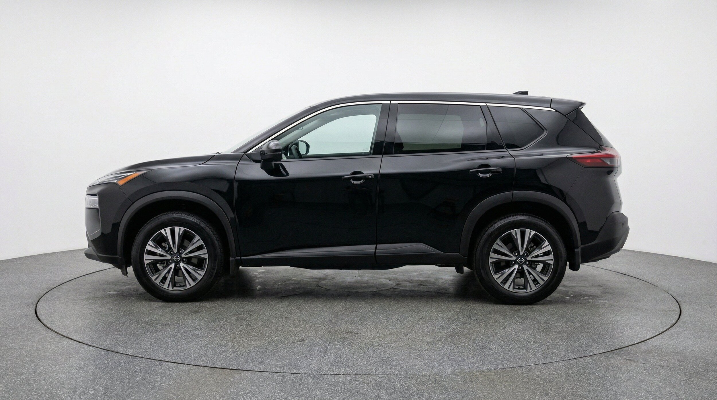 Thumbnail: 2025 Nissan Rogue - 5