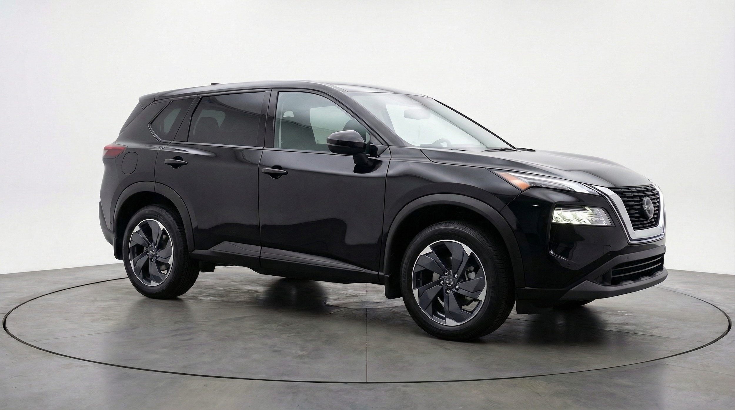 Thumbnail: 2025 Nissan Rogue - 1