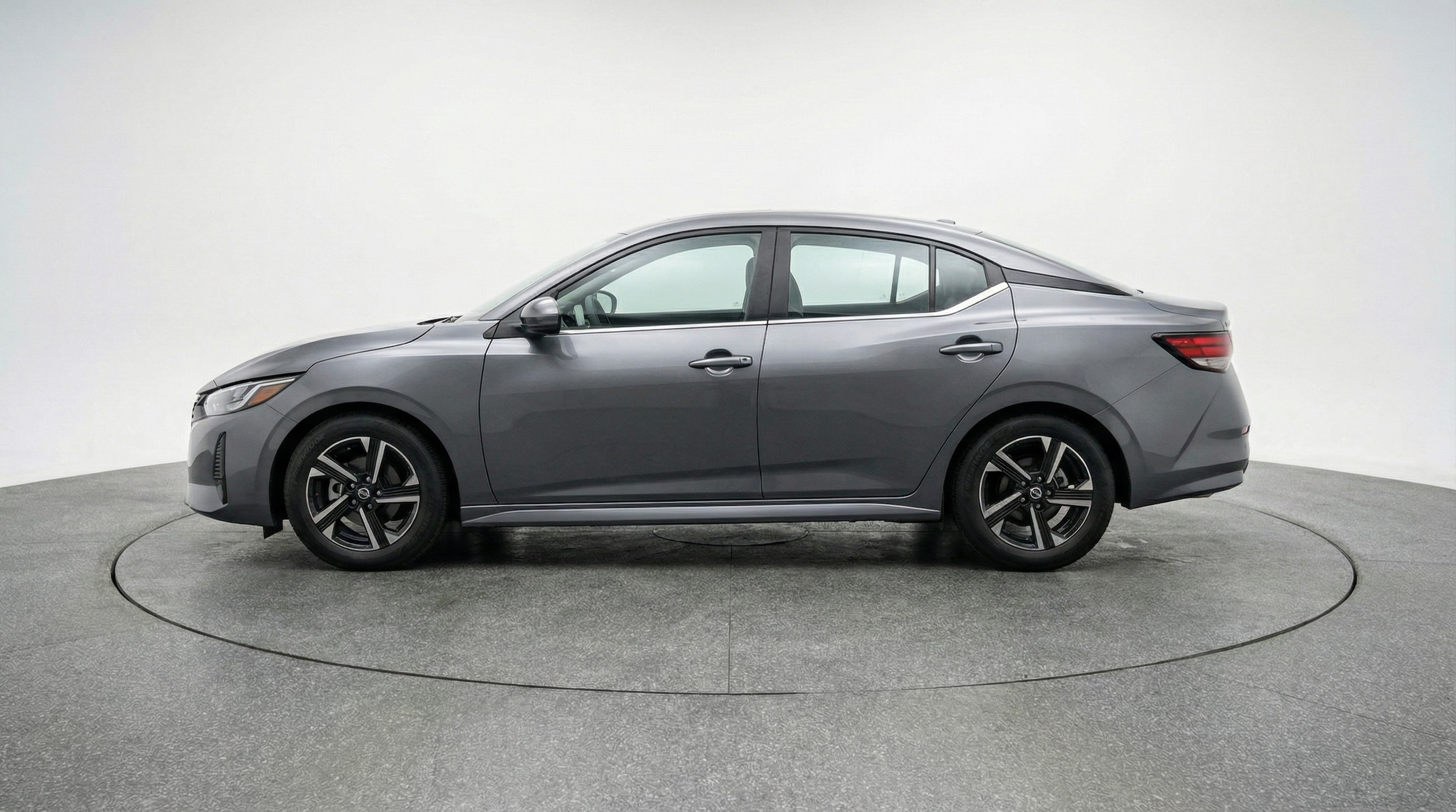 Thumbnail: 2025 Nissan Sentra - 4