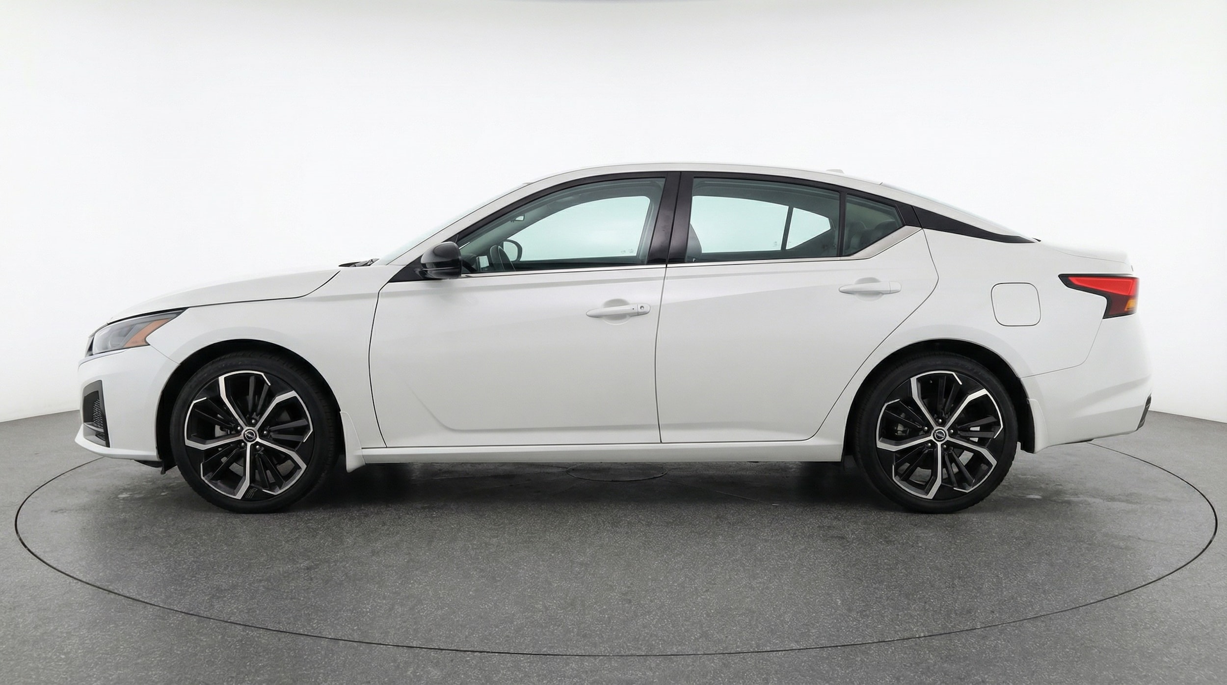 Thumbnail: 2025 Nissan Altima - 4