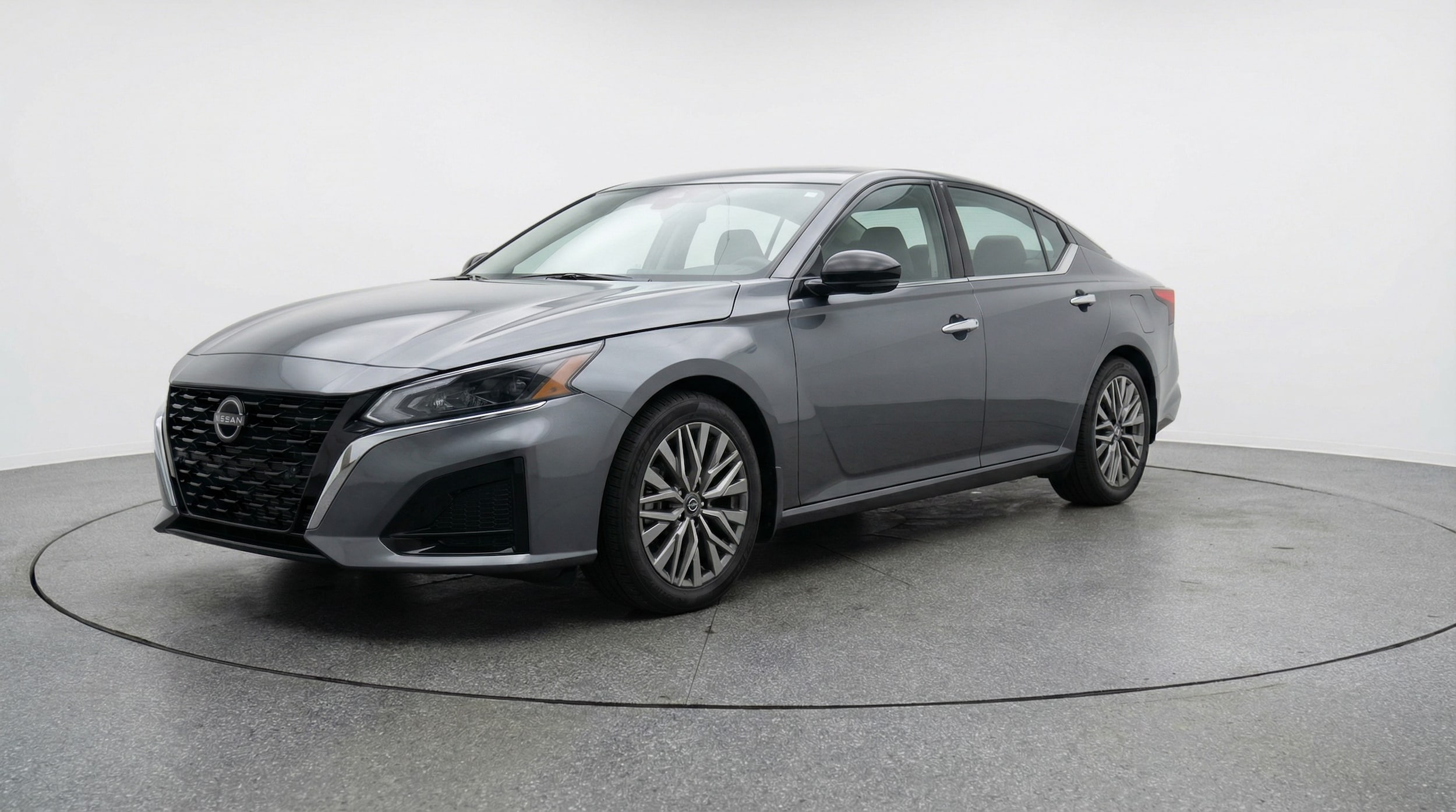 Thumbnail: 2025 Nissan Altima - 3