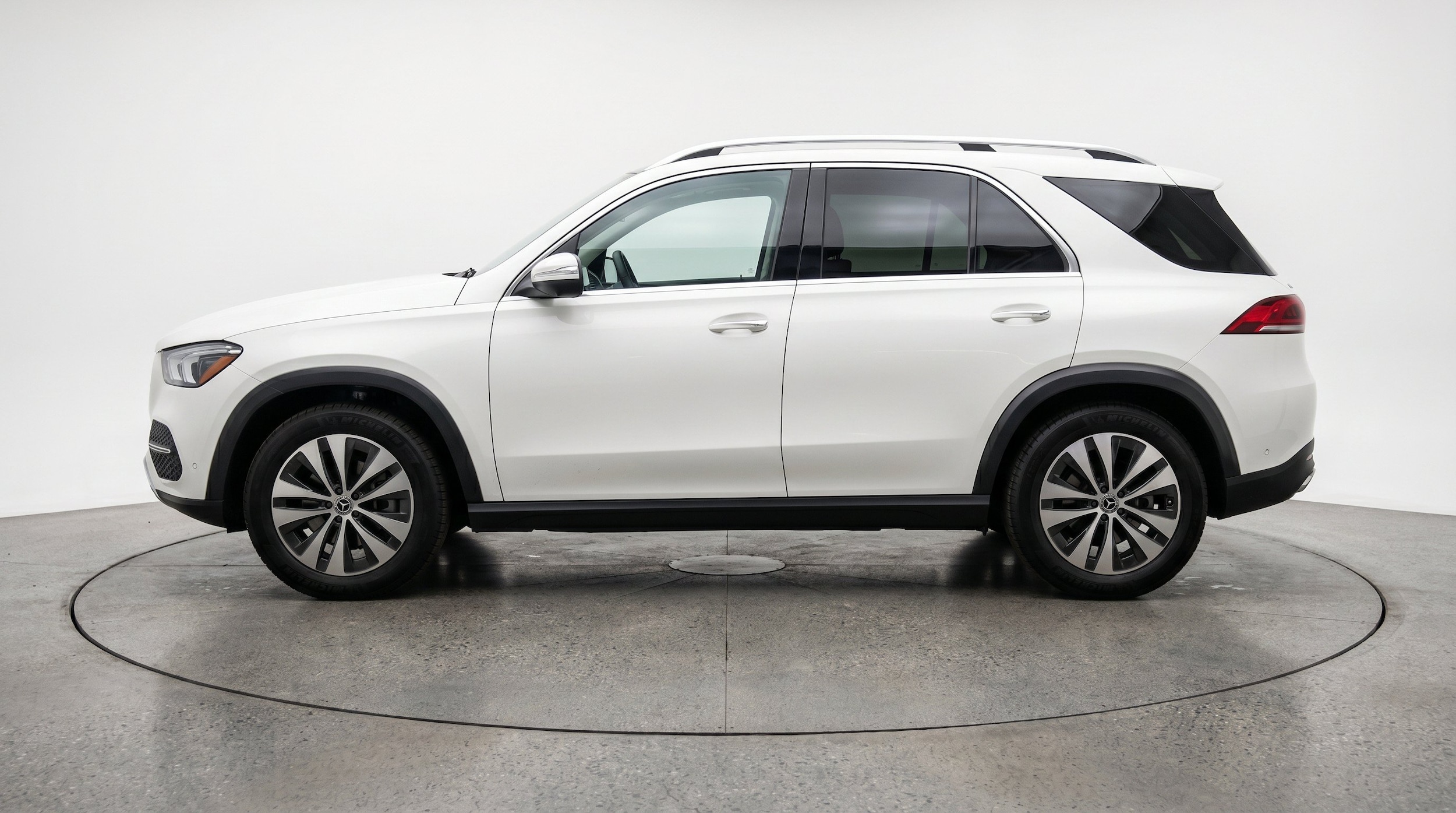 Thumbnail: 2026 Mercedes-Benz GLE - 5