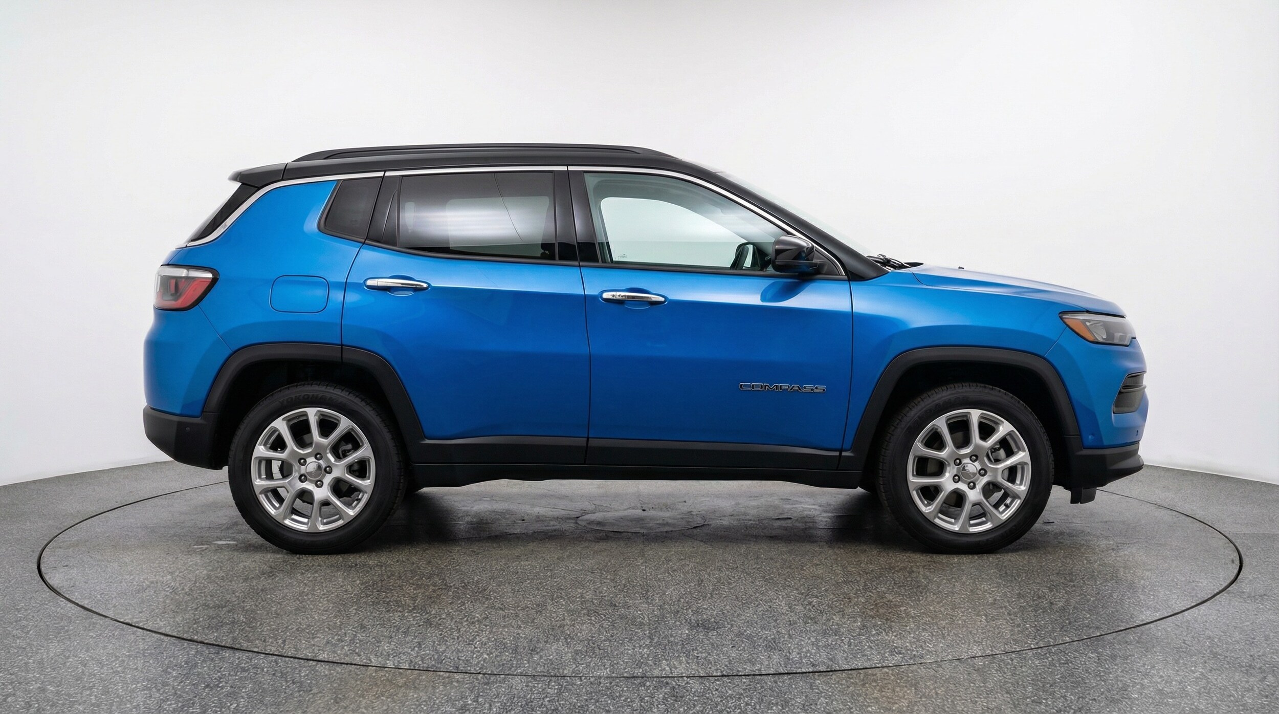 Thumbnail: 2025 Jeep Compass - 8