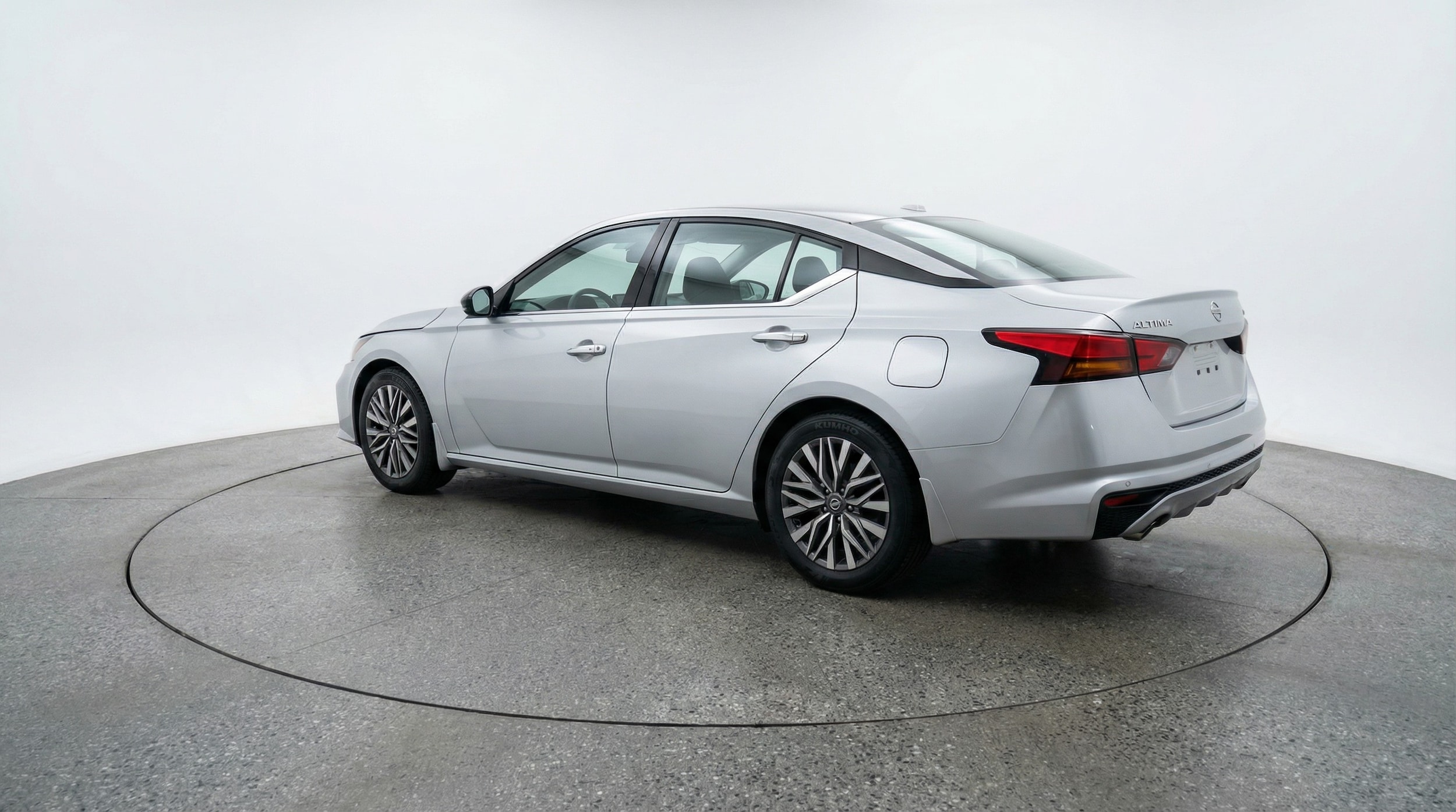 Thumbnail: 2025 Nissan Altima - 5