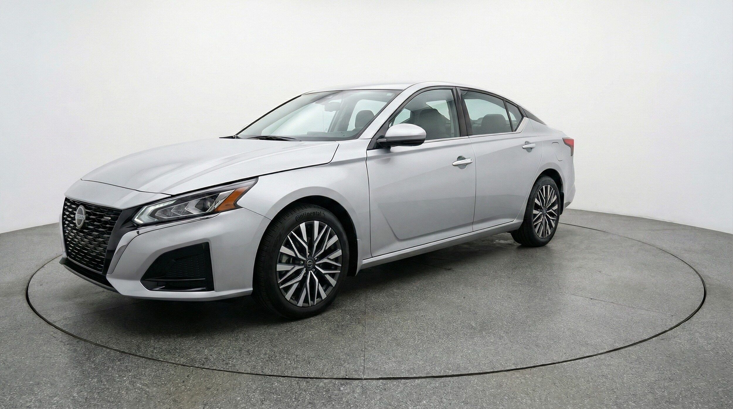 Thumbnail: 2025 Nissan Altima - 3