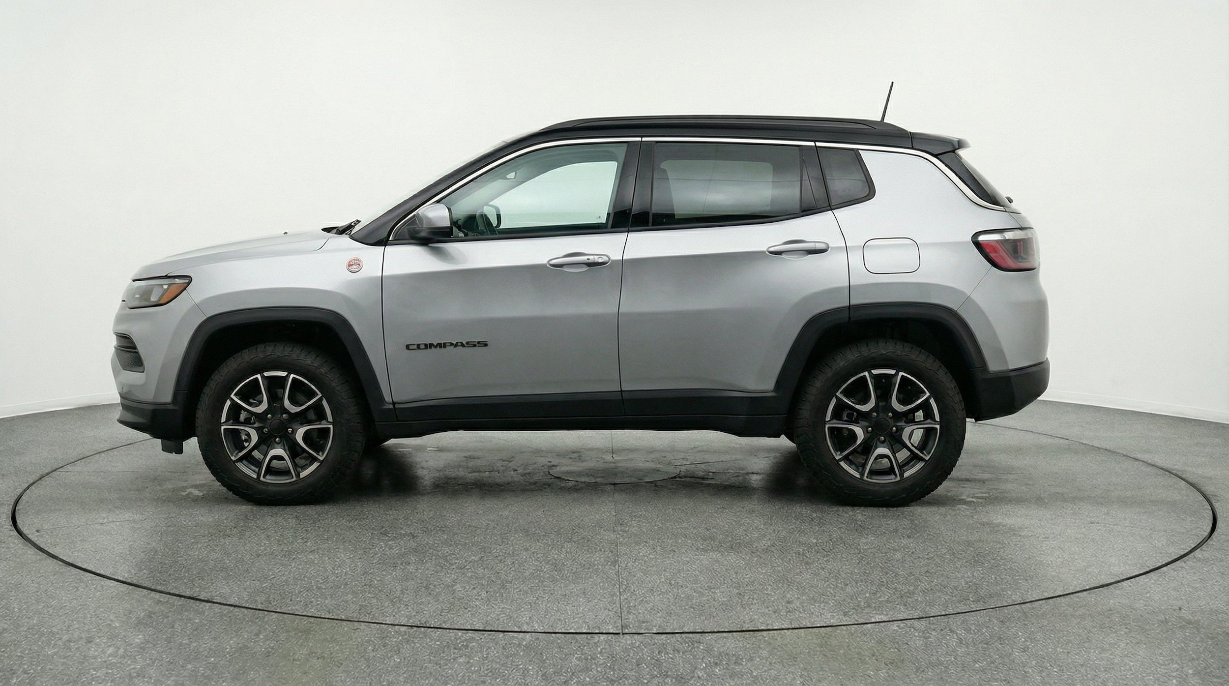 Thumbnail: 2025 Jeep Compass - 5