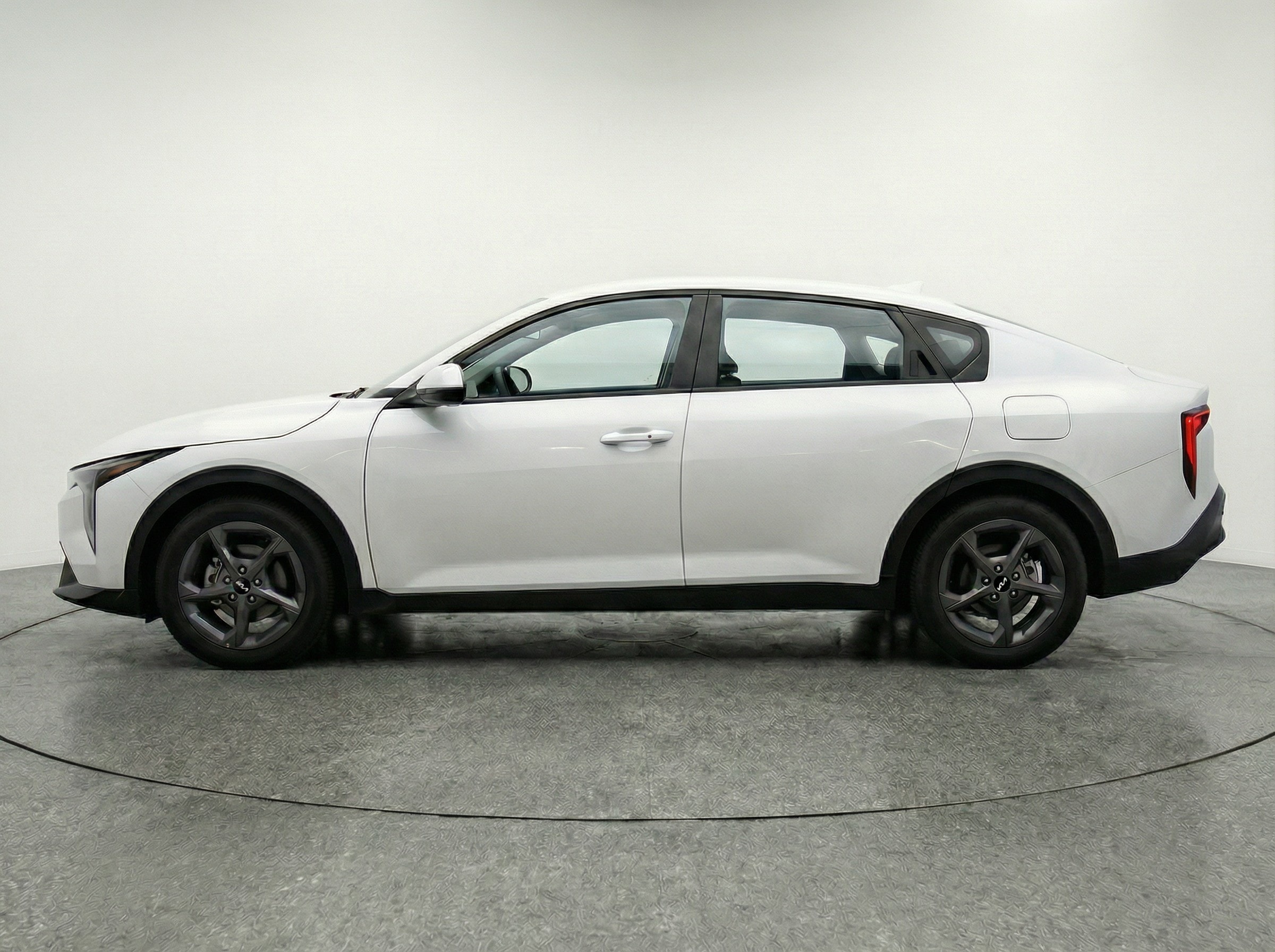 Thumbnail: 2025 Kia K4 - 4