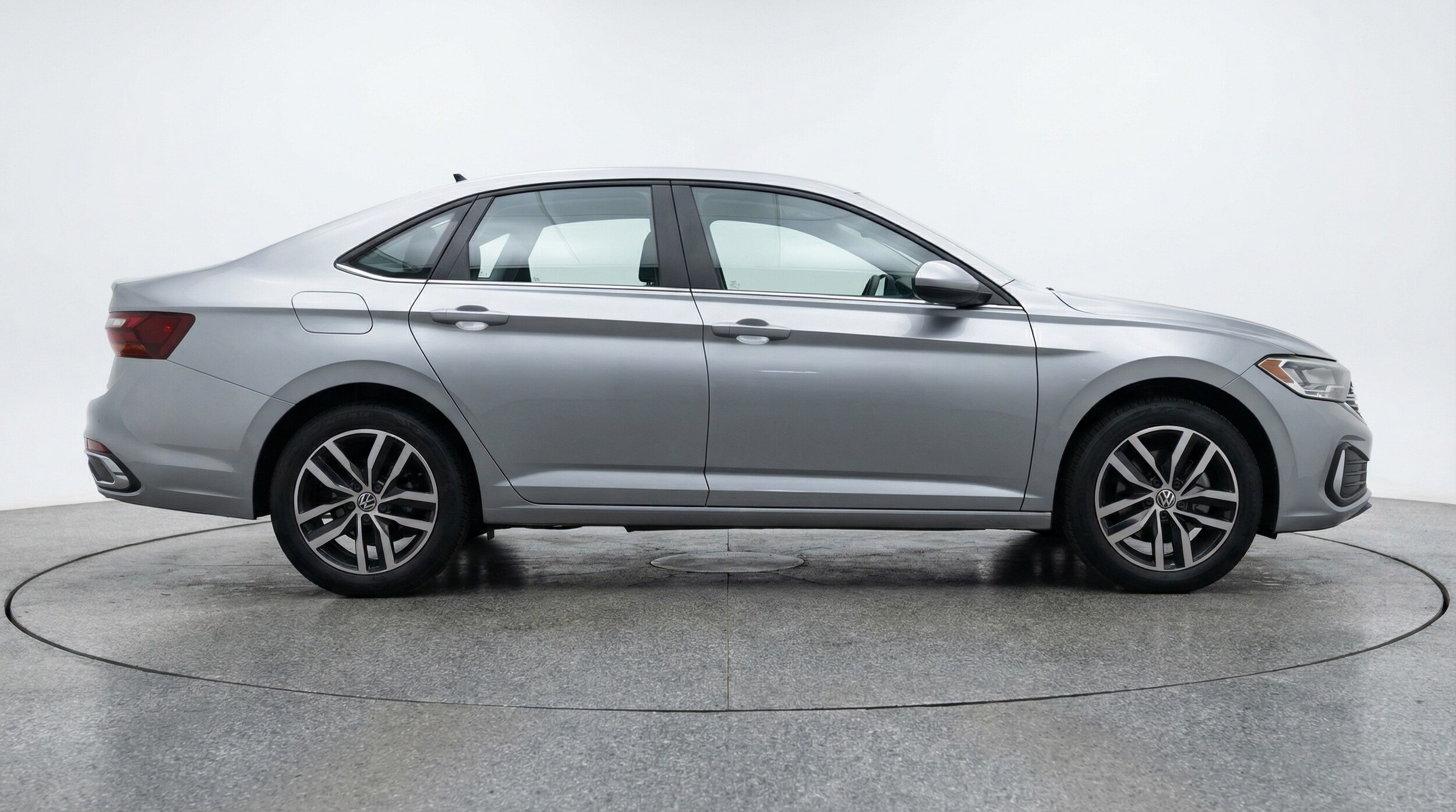 Thumbnail: 2025 Volkswagen Jetta - 8