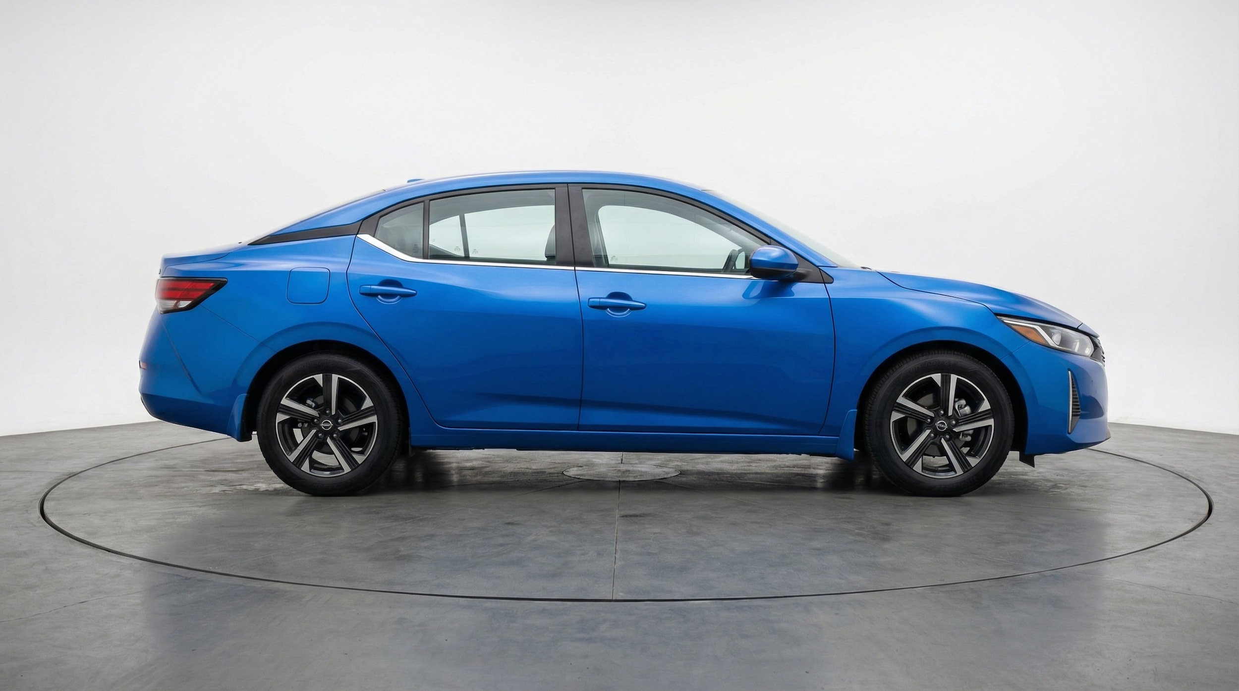 Thumbnail: 2025 Nissan Sentra - 8