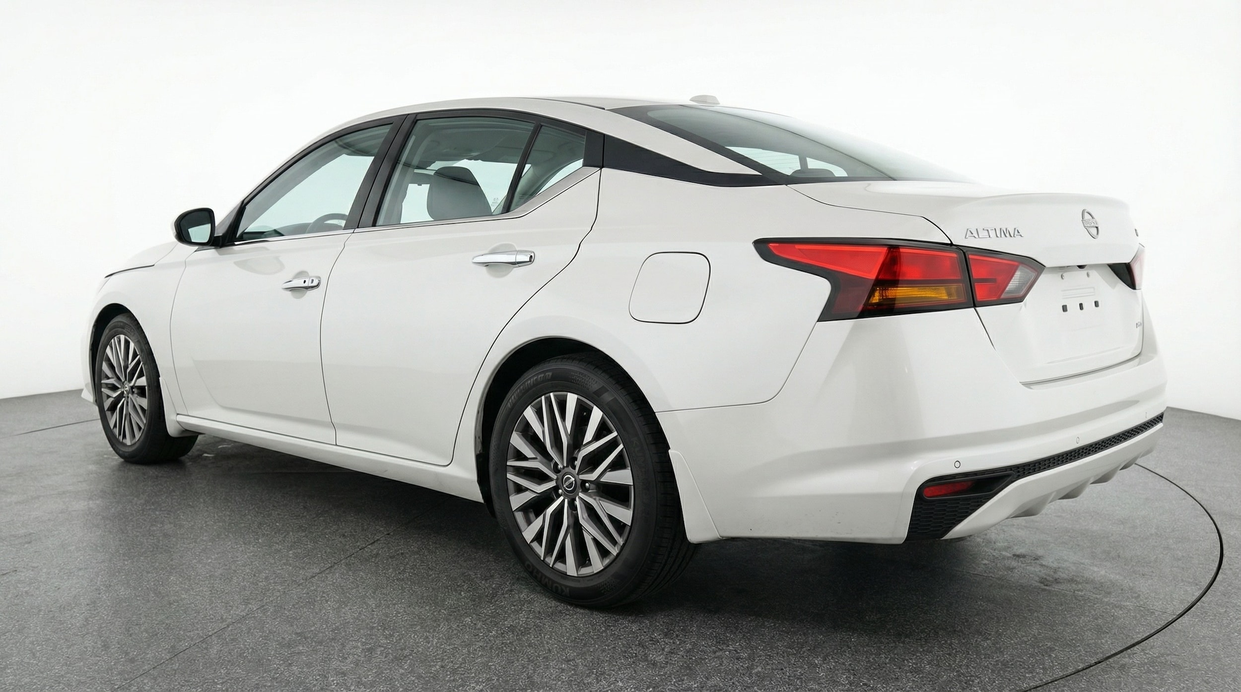 Thumbnail: 2025 Nissan Altima - 5