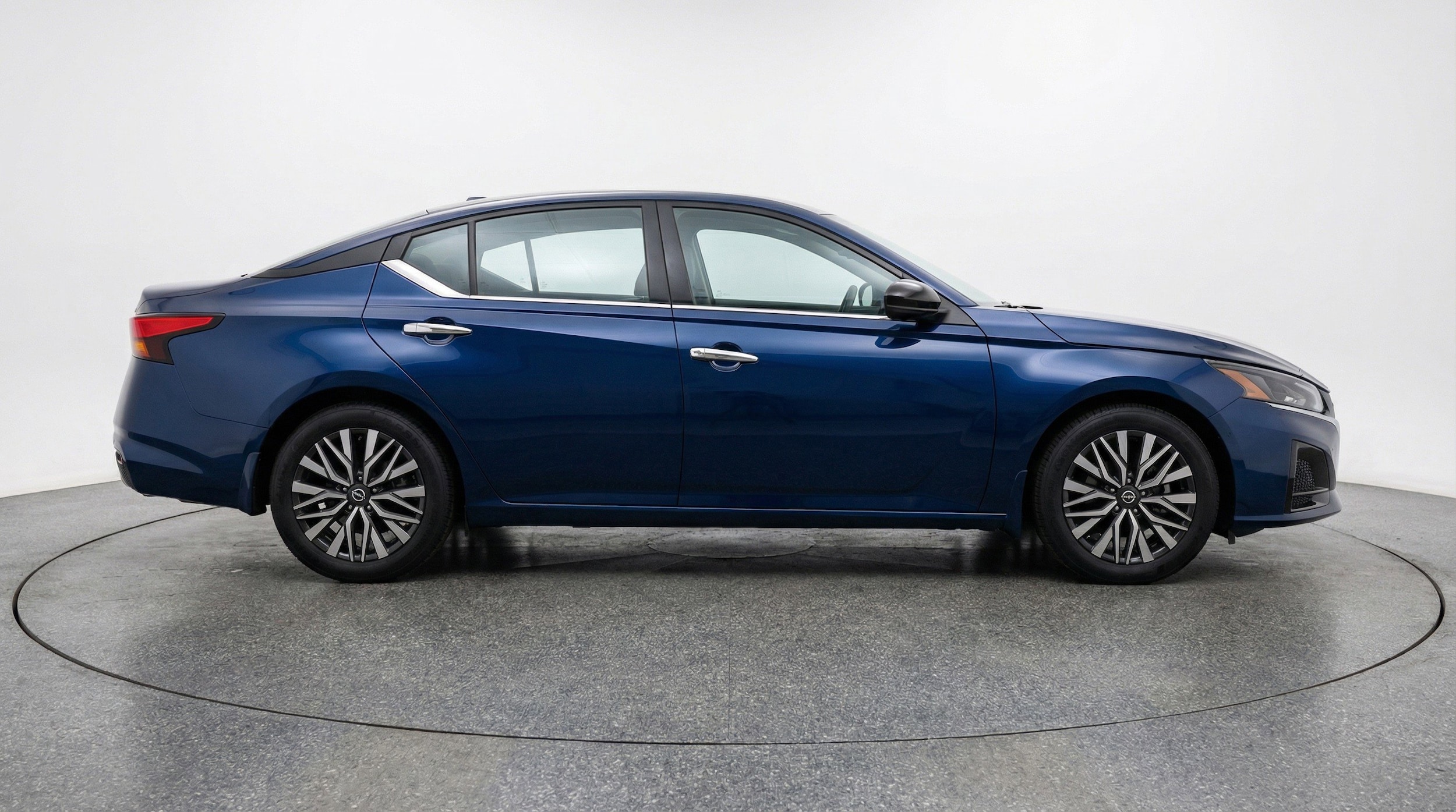 Thumbnail: 2025 Nissan Altima - 11