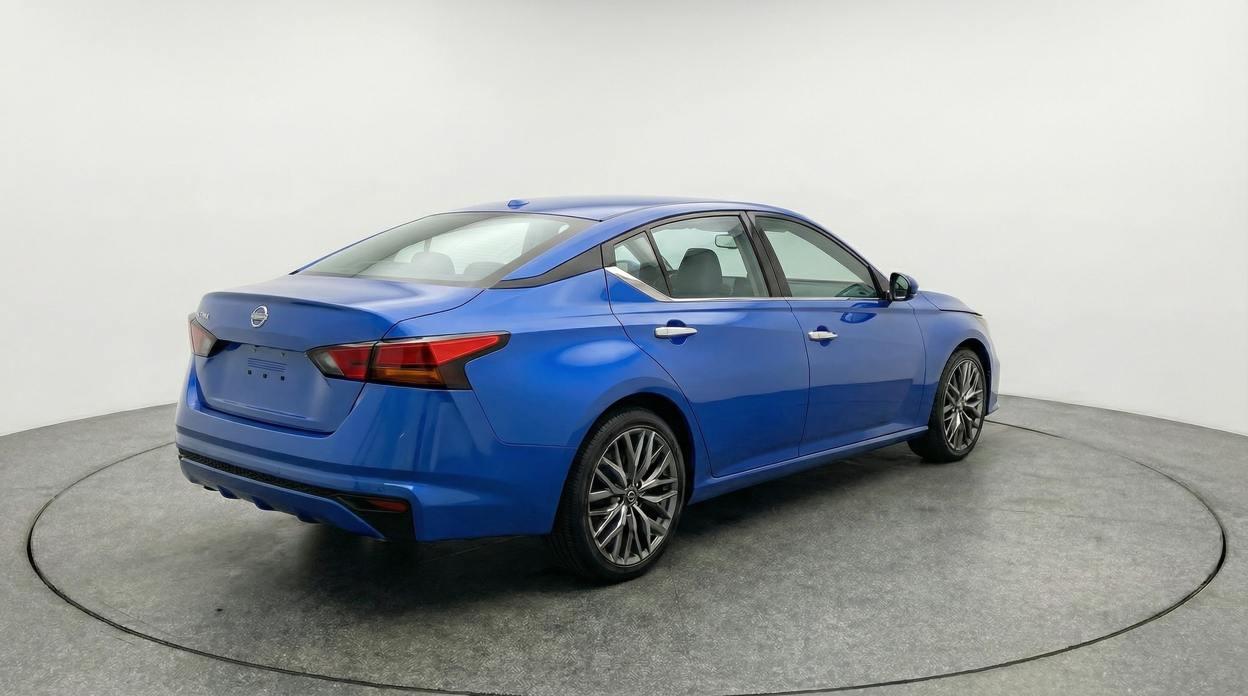 Thumbnail: 2025 Nissan Altima - 7