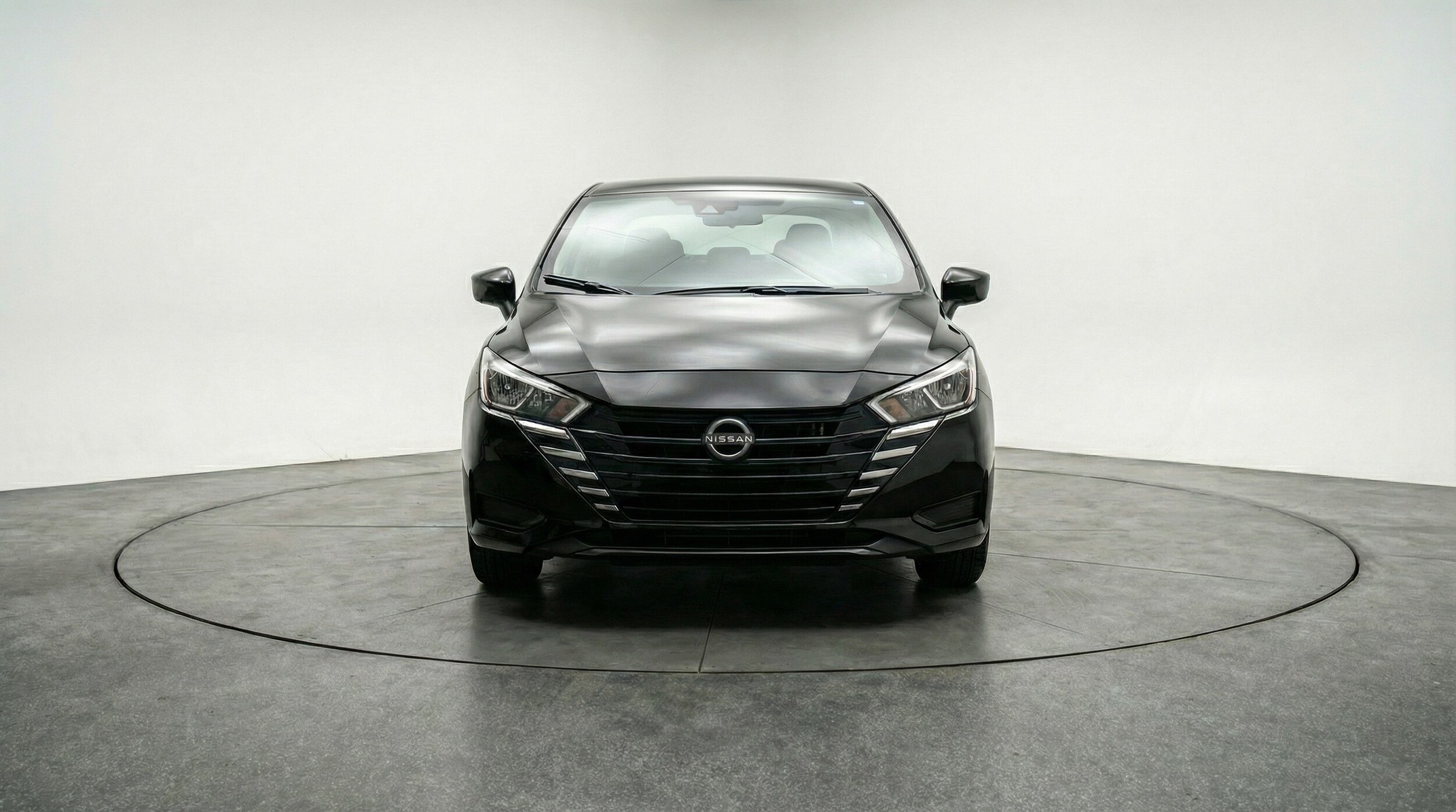 Thumbnail: 2025 Nissan Versa - 2