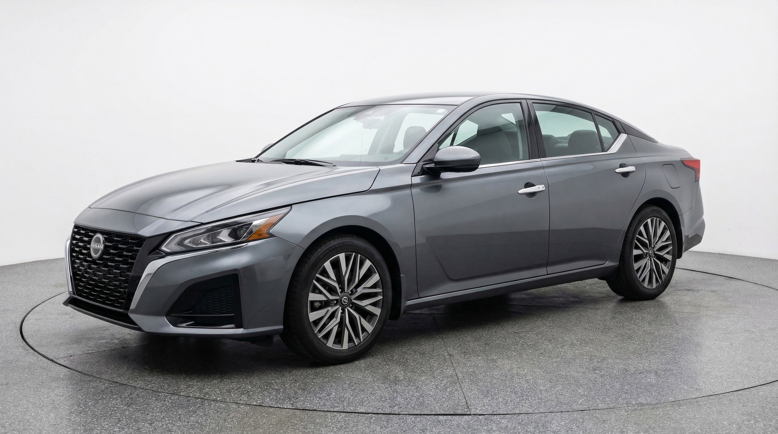 Thumbnail: 2025 Nissan Altima - 3