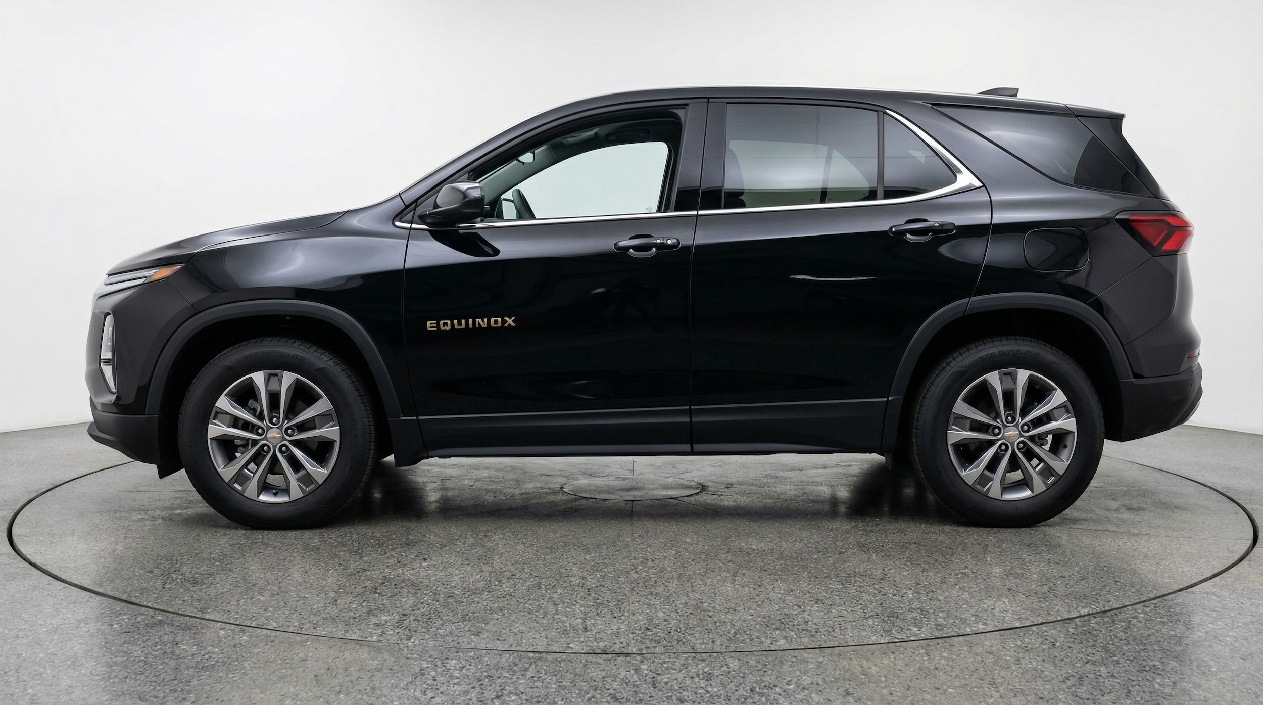 Thumbnail: 2025 Chevrolet Equinox - 4