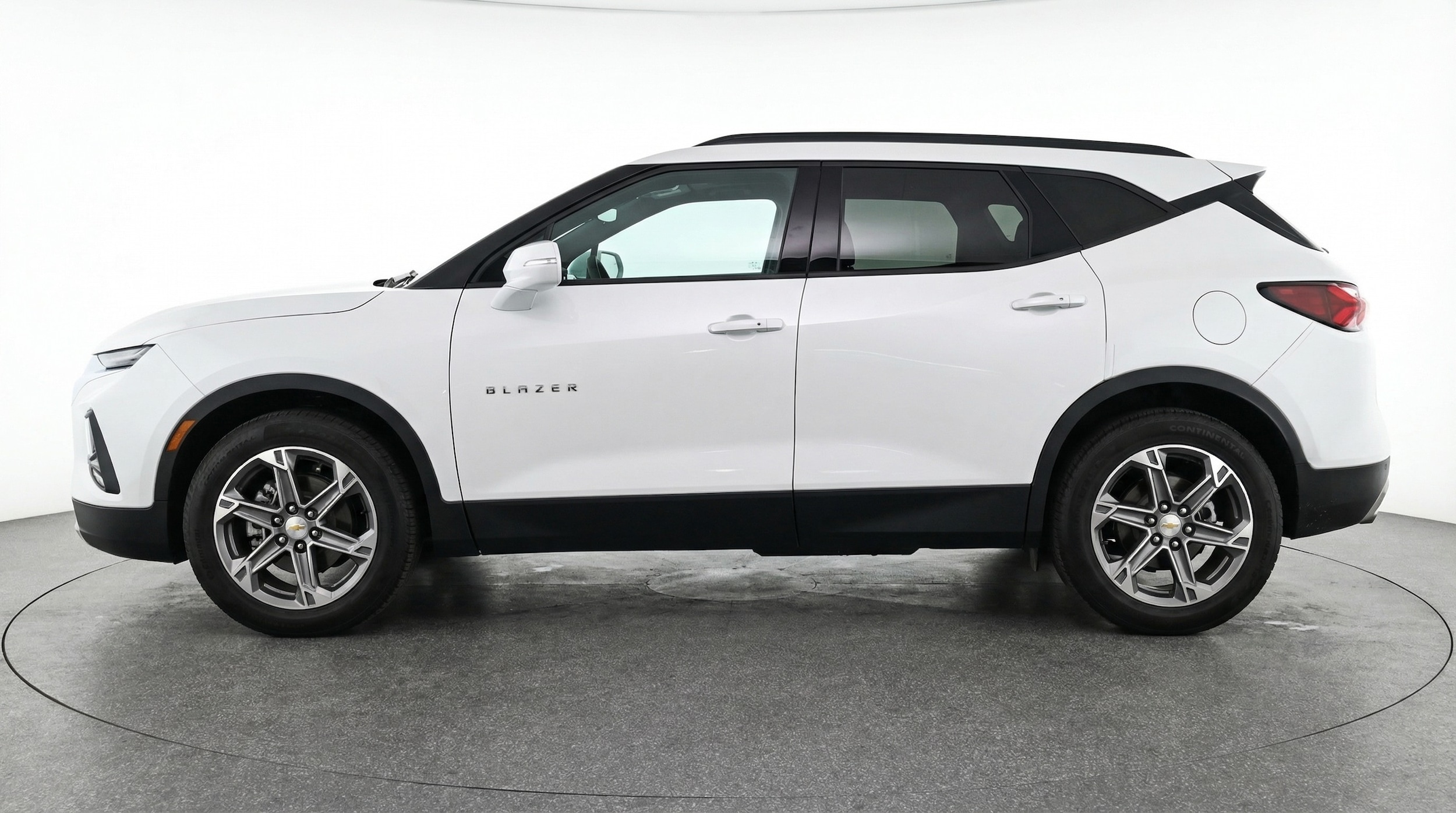 Thumbnail: 2025 Chevrolet Blazer - 4