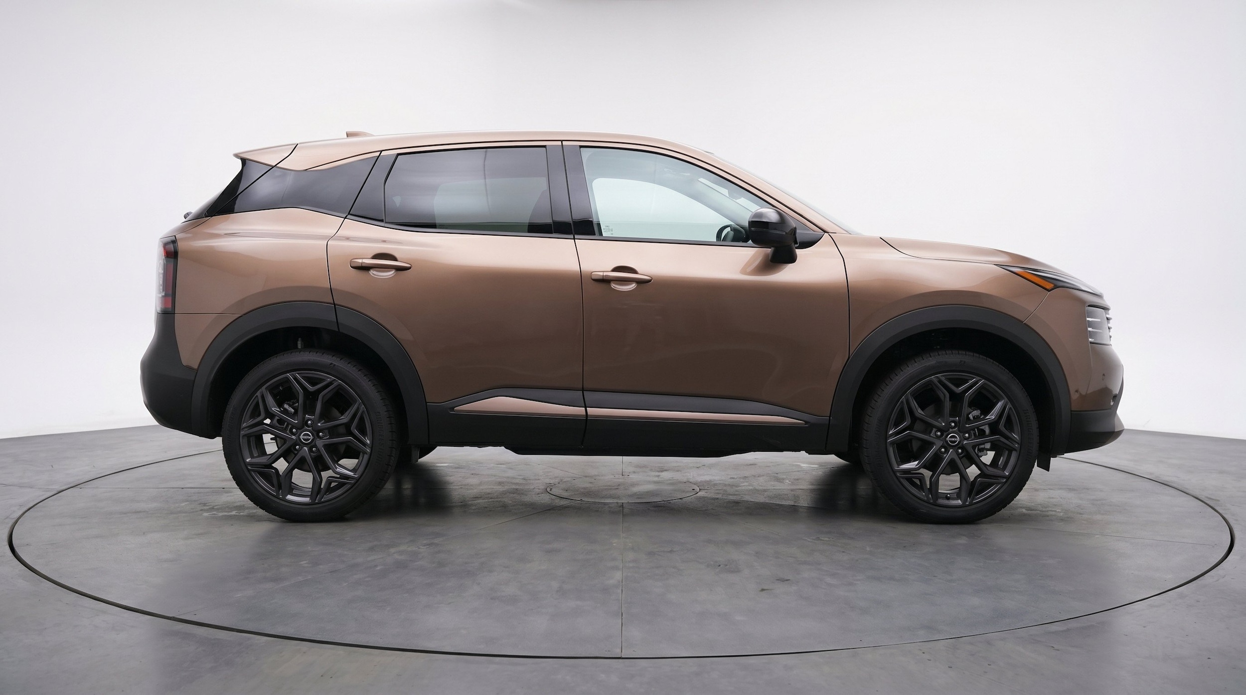 Thumbnail: 2026 Nissan Kicks - 10
