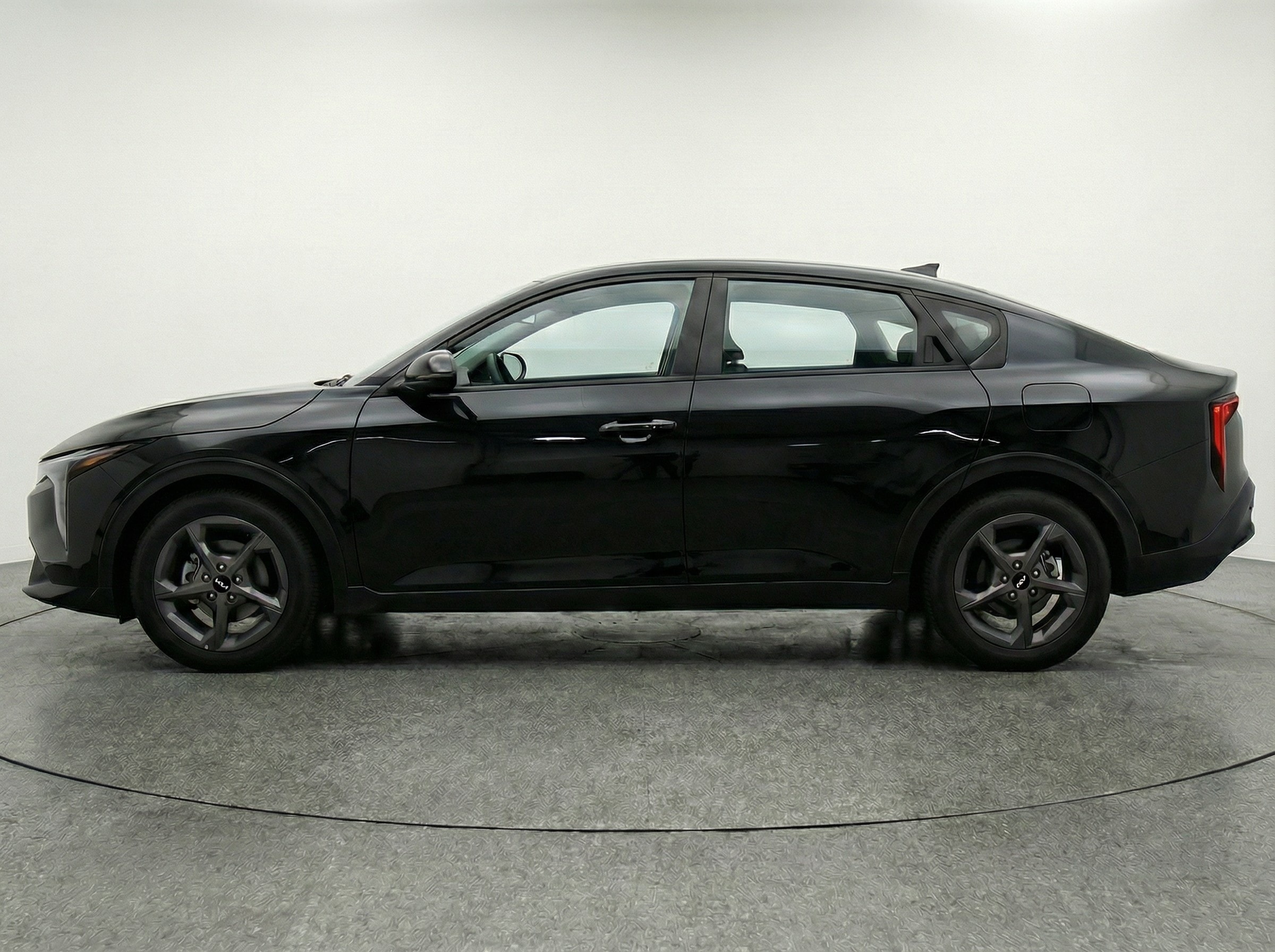 Thumbnail: 2025 Kia K4 - 4