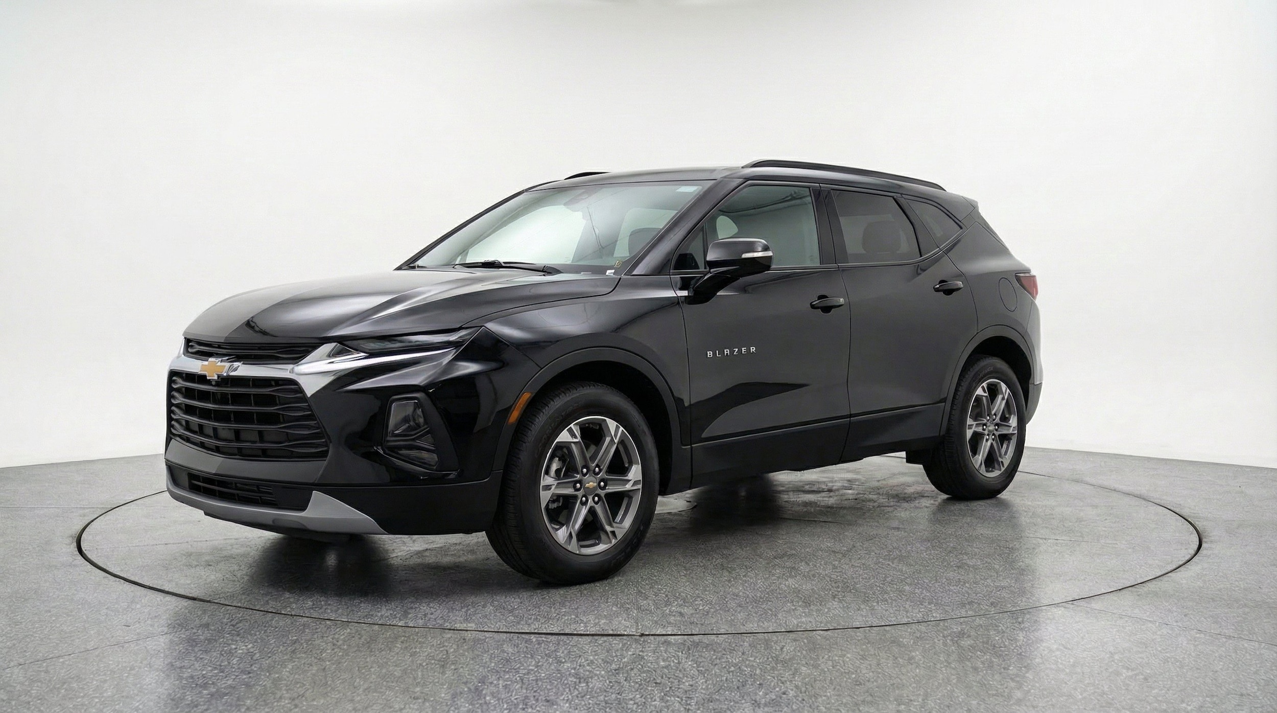 Thumbnail: 2025 Chevrolet Blazer - 3
