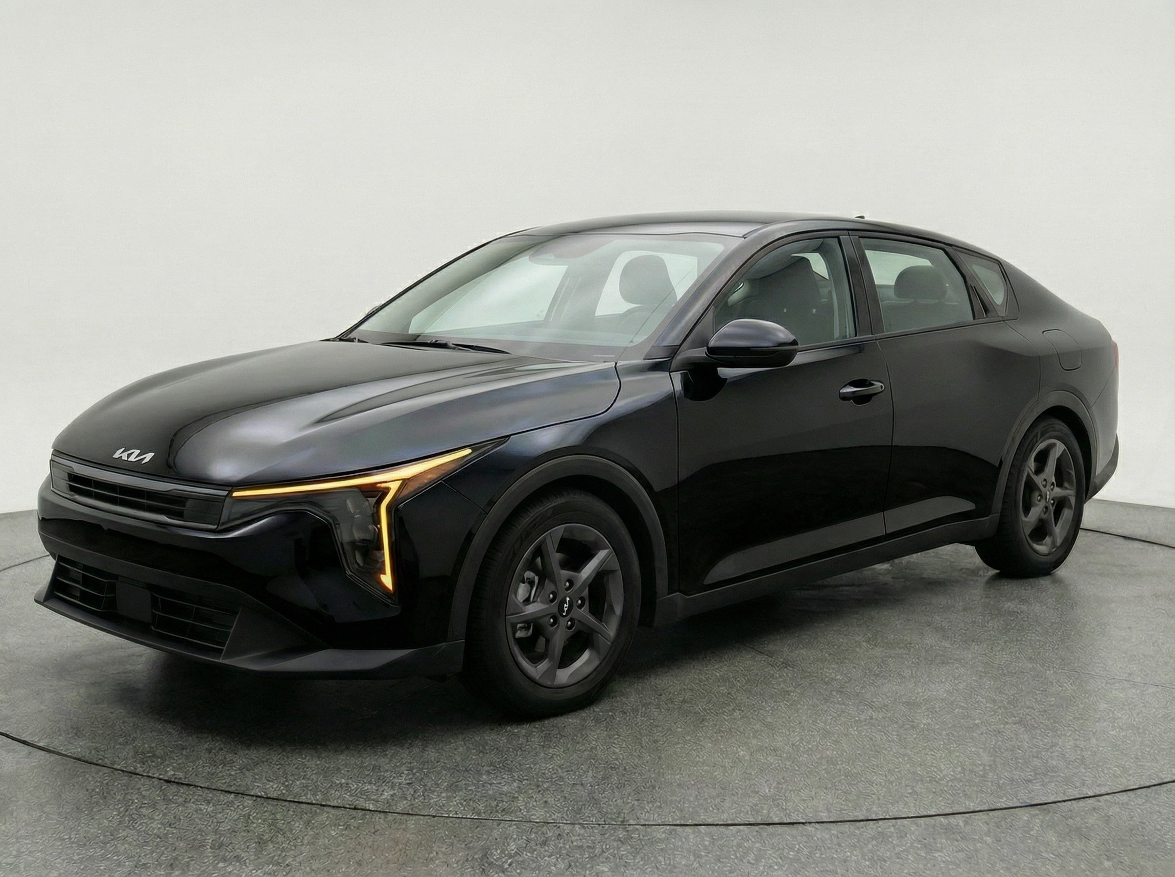Thumbnail: 2025 Kia K4 - 3