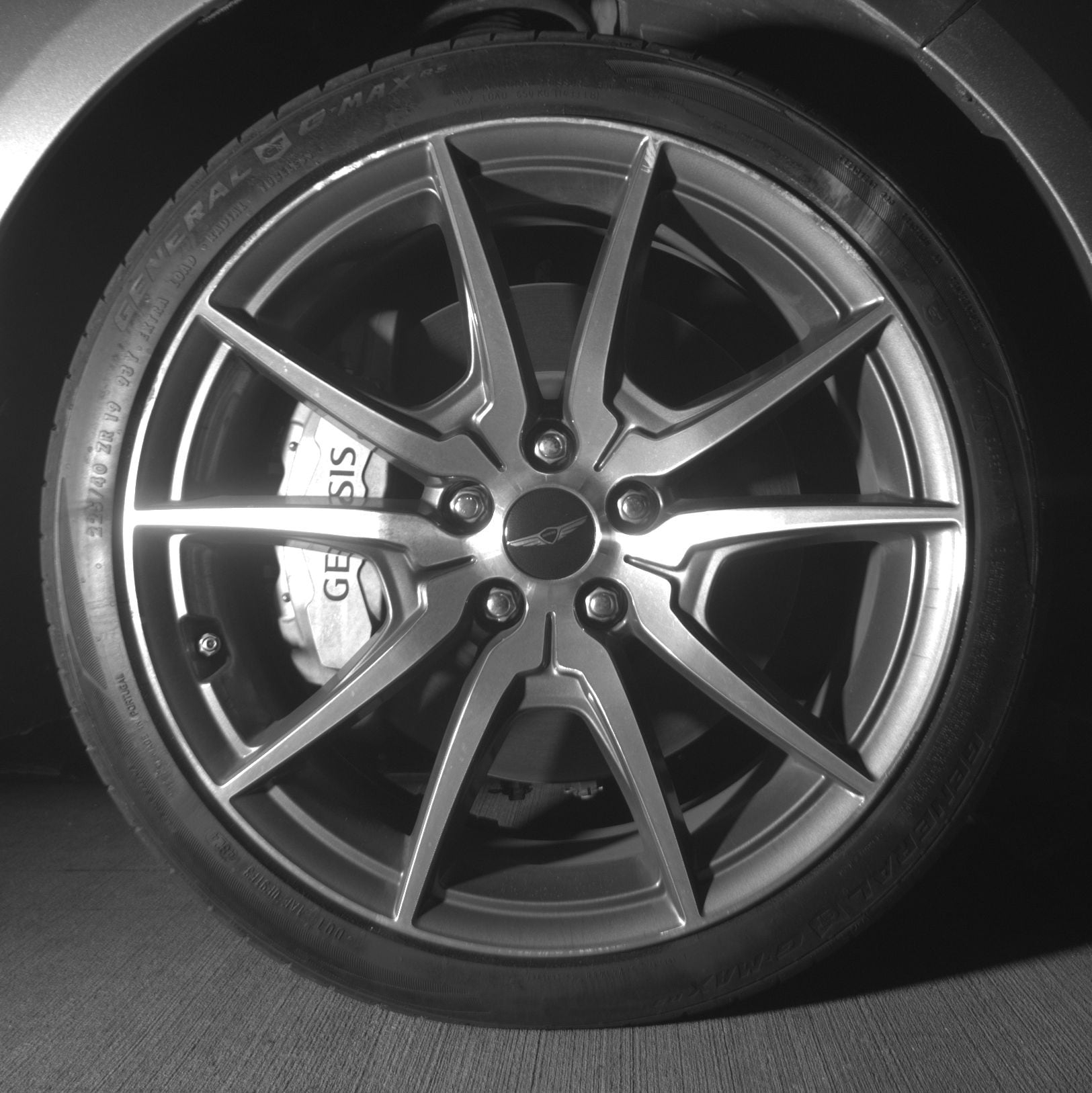 Thumbnail: 2025 Genesis G70 - 10