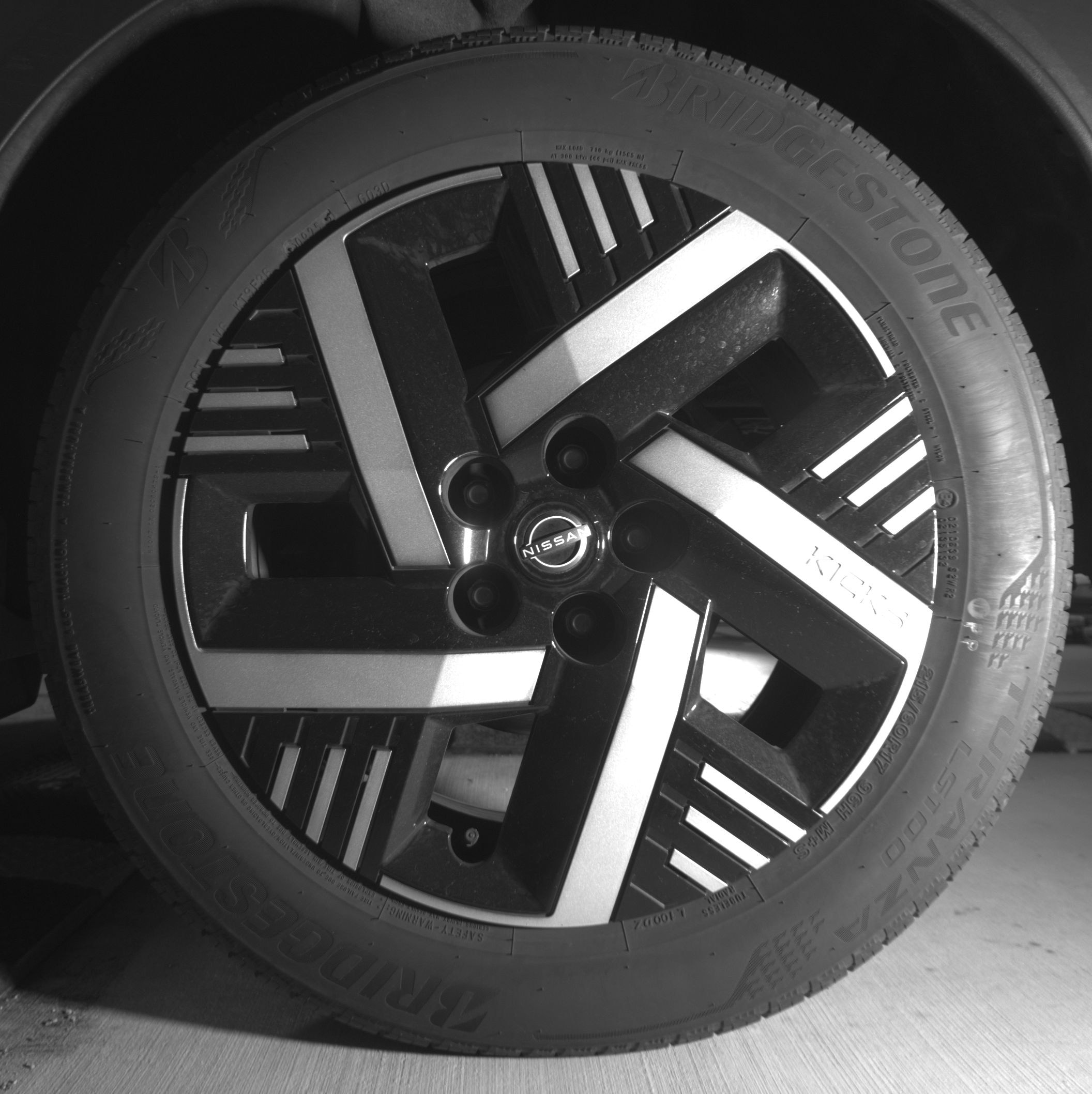 Thumbnail: 2025 Nissan Kicks - 11