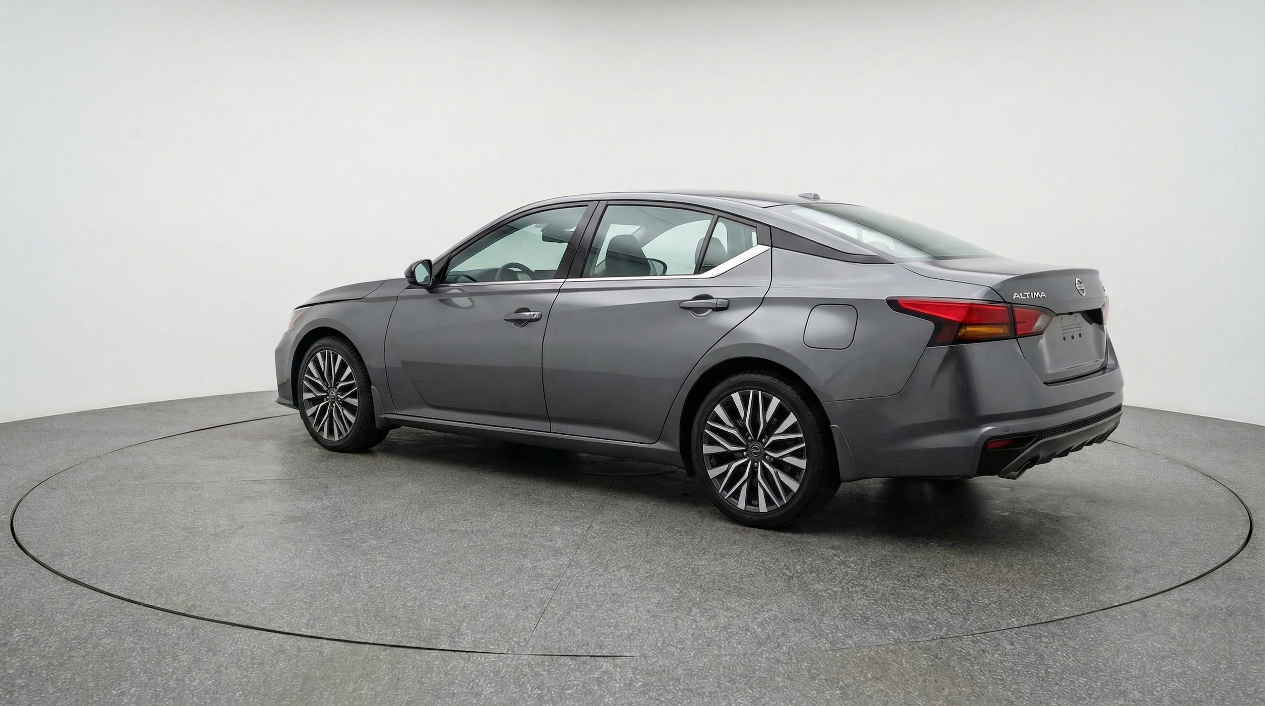 Thumbnail: 2025 Nissan Altima - 5