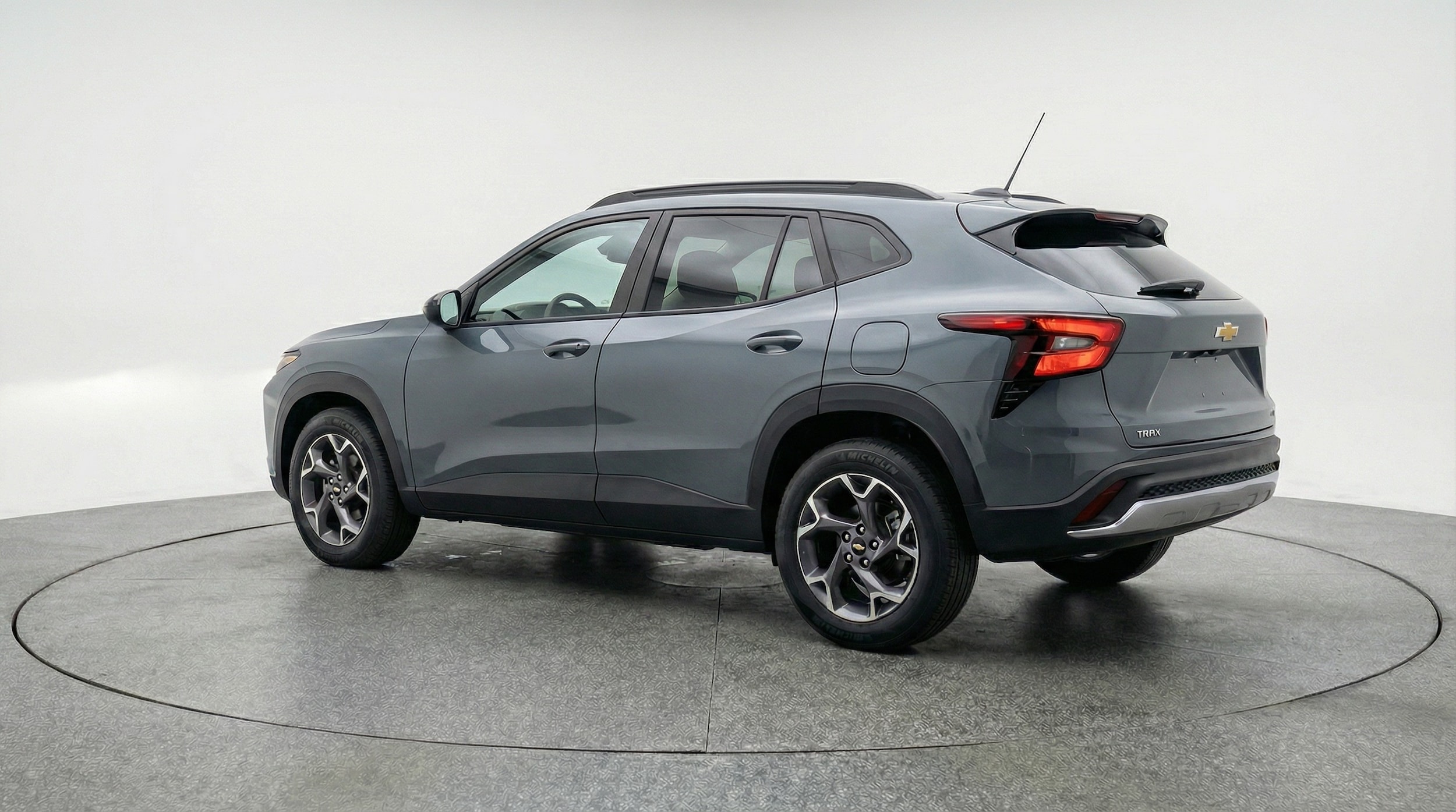 Thumbnail: 2025 Chevrolet Trax - 5