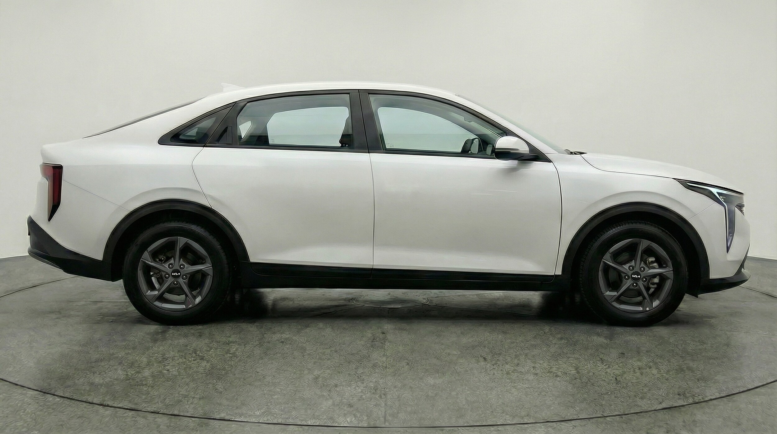 Thumbnail: 2025 Kia K4 - 8