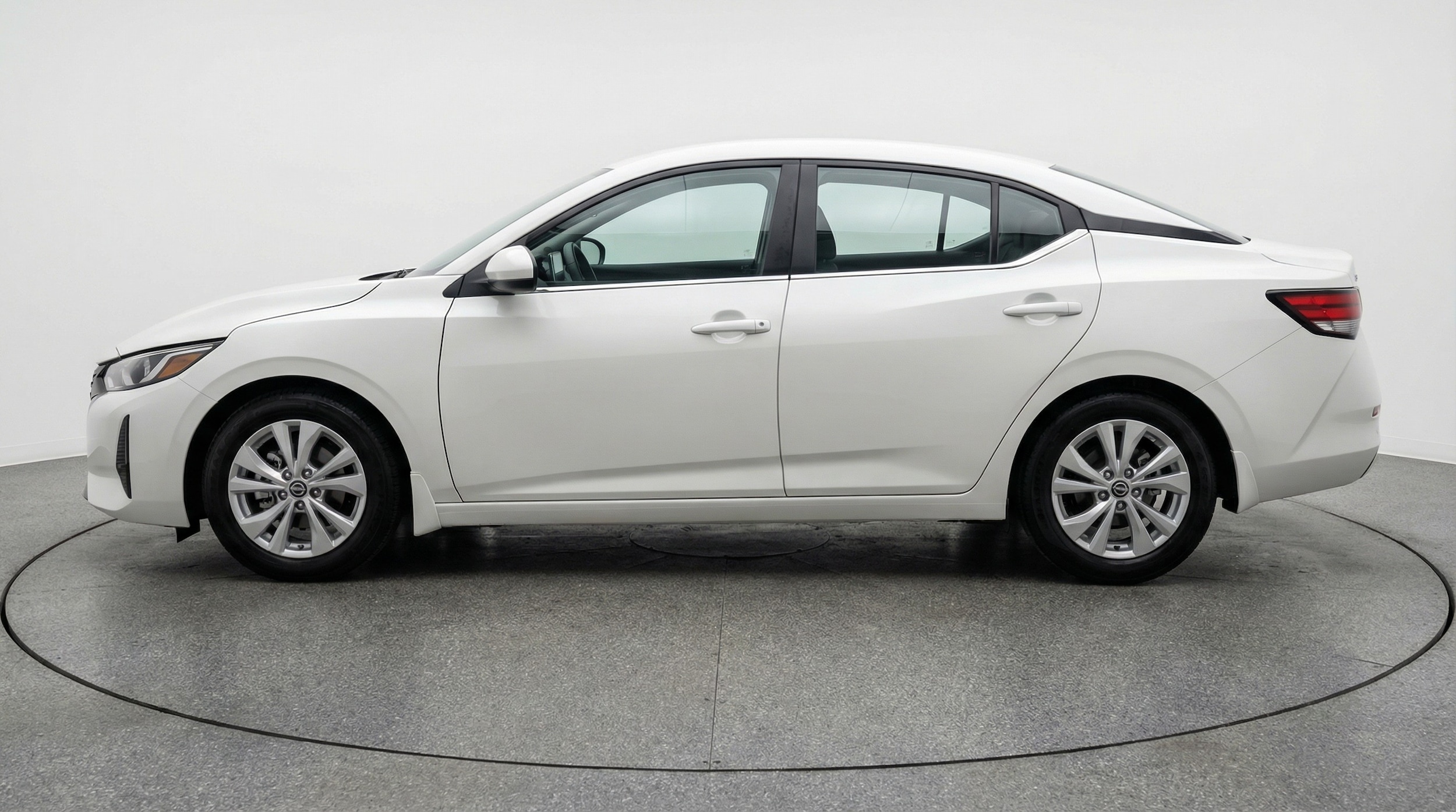 Thumbnail: 2025 Nissan Sentra - 4