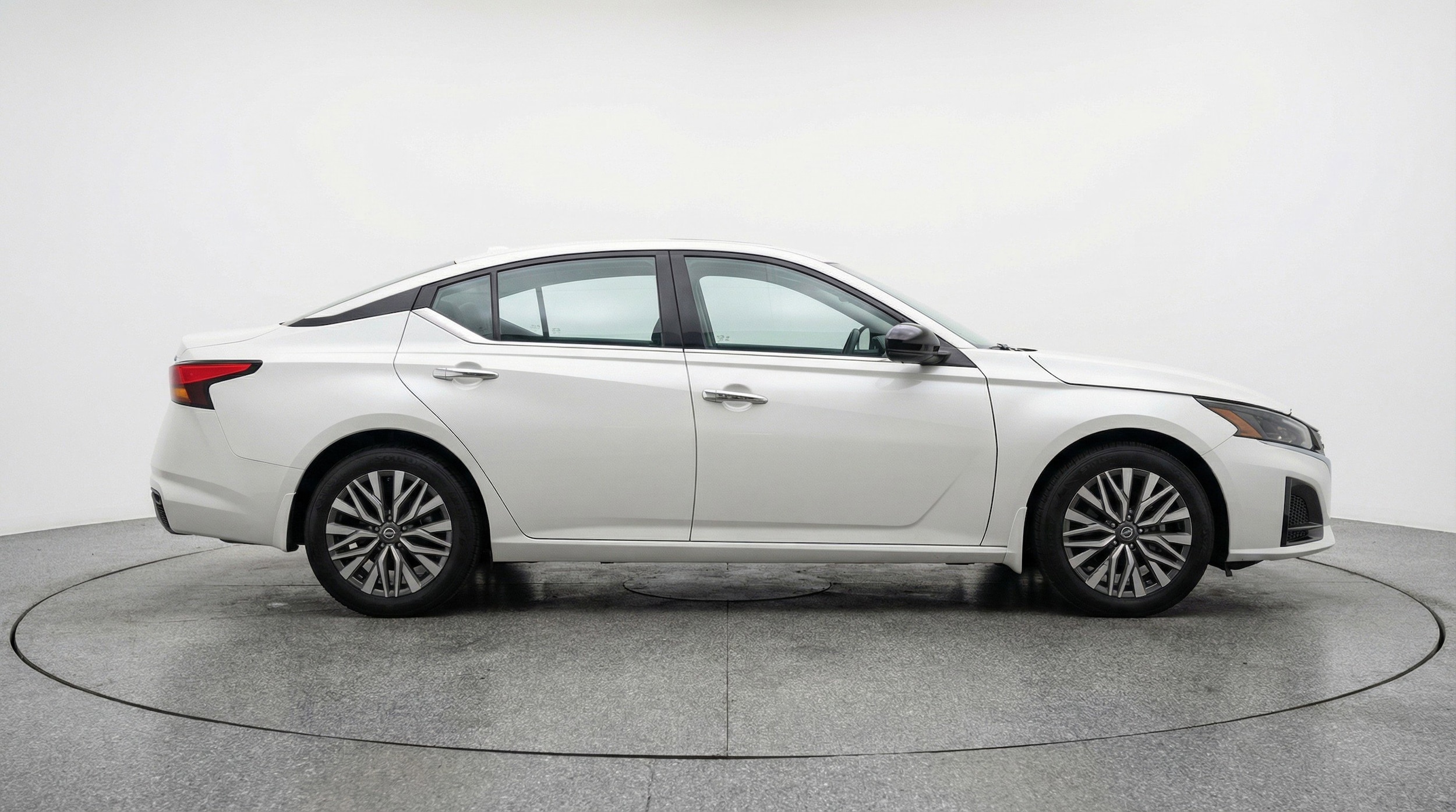 Thumbnail: 2025 Nissan Altima - 11