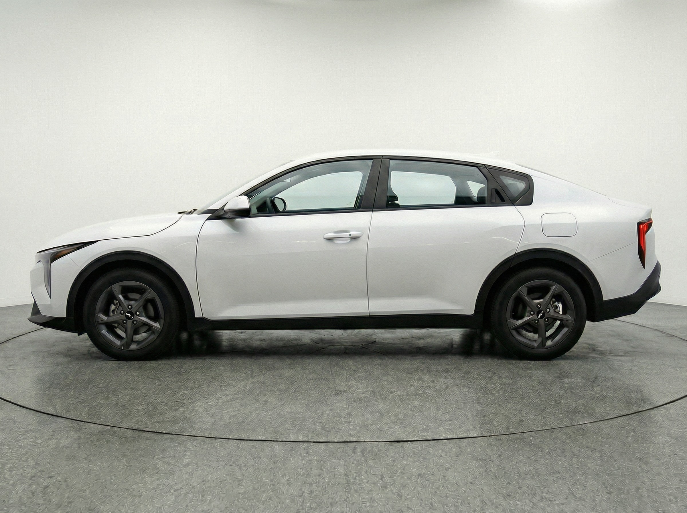 Thumbnail: 2025 Kia K4 - 4
