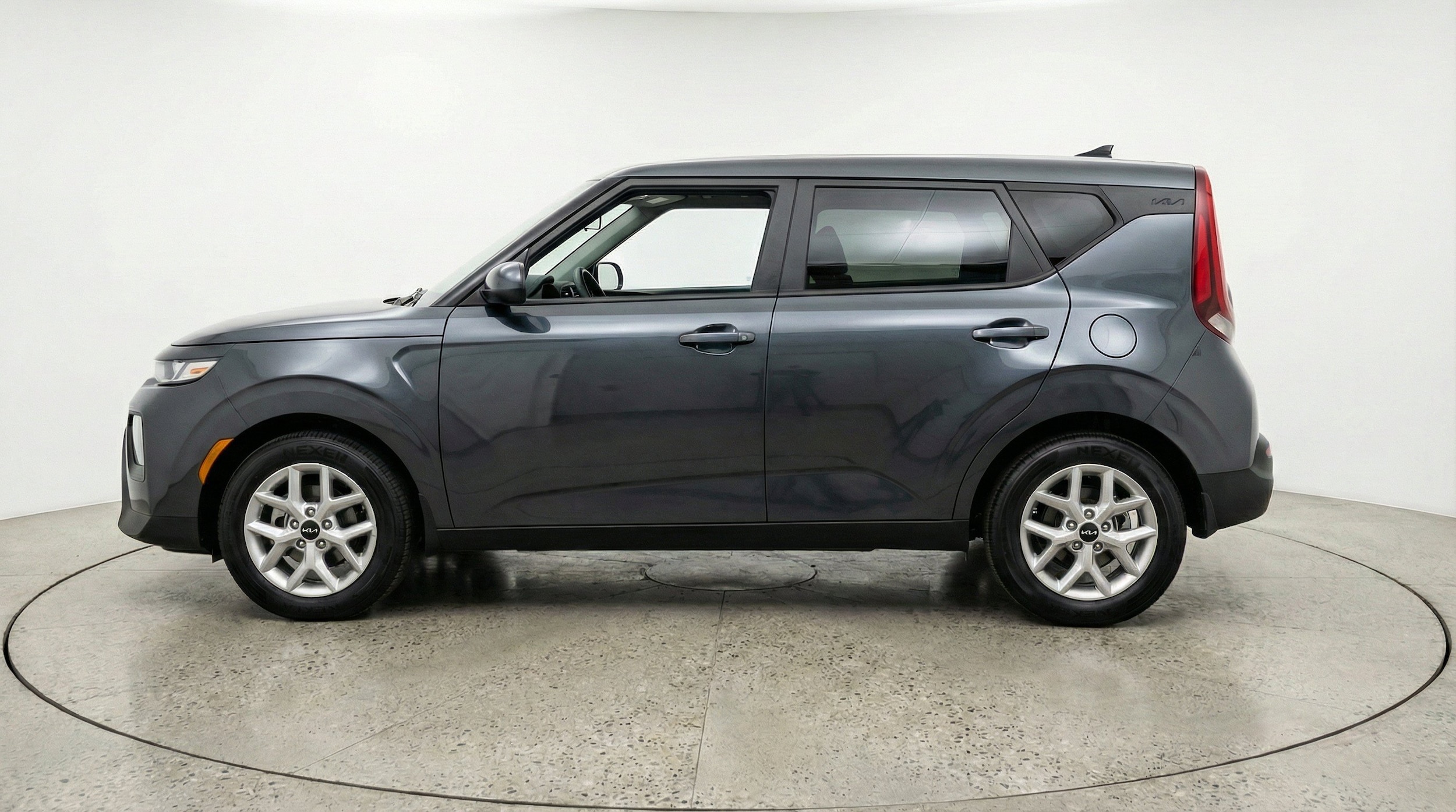 Thumbnail: 2025 Kia Soul - 5
