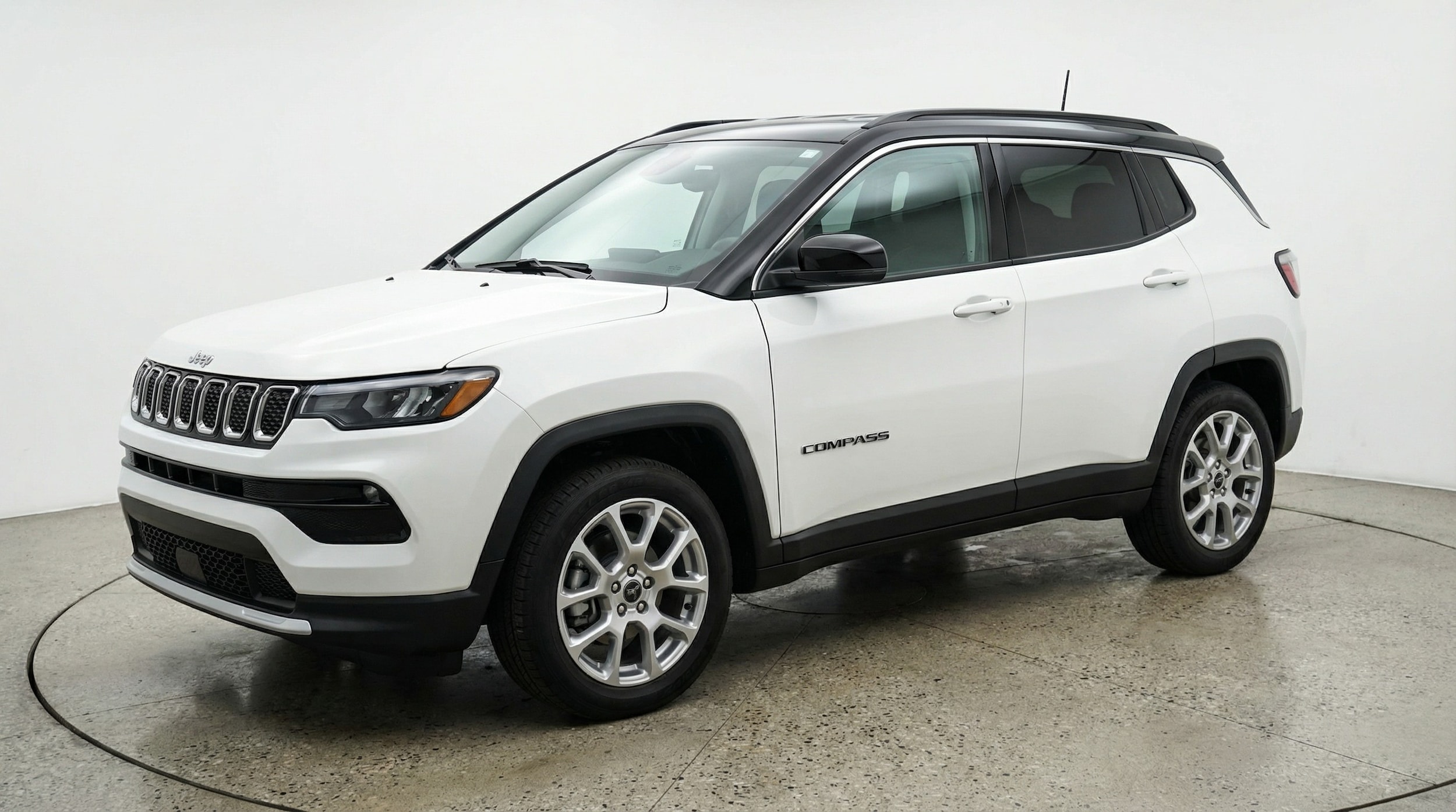Thumbnail: 2025 Jeep Compass - 3