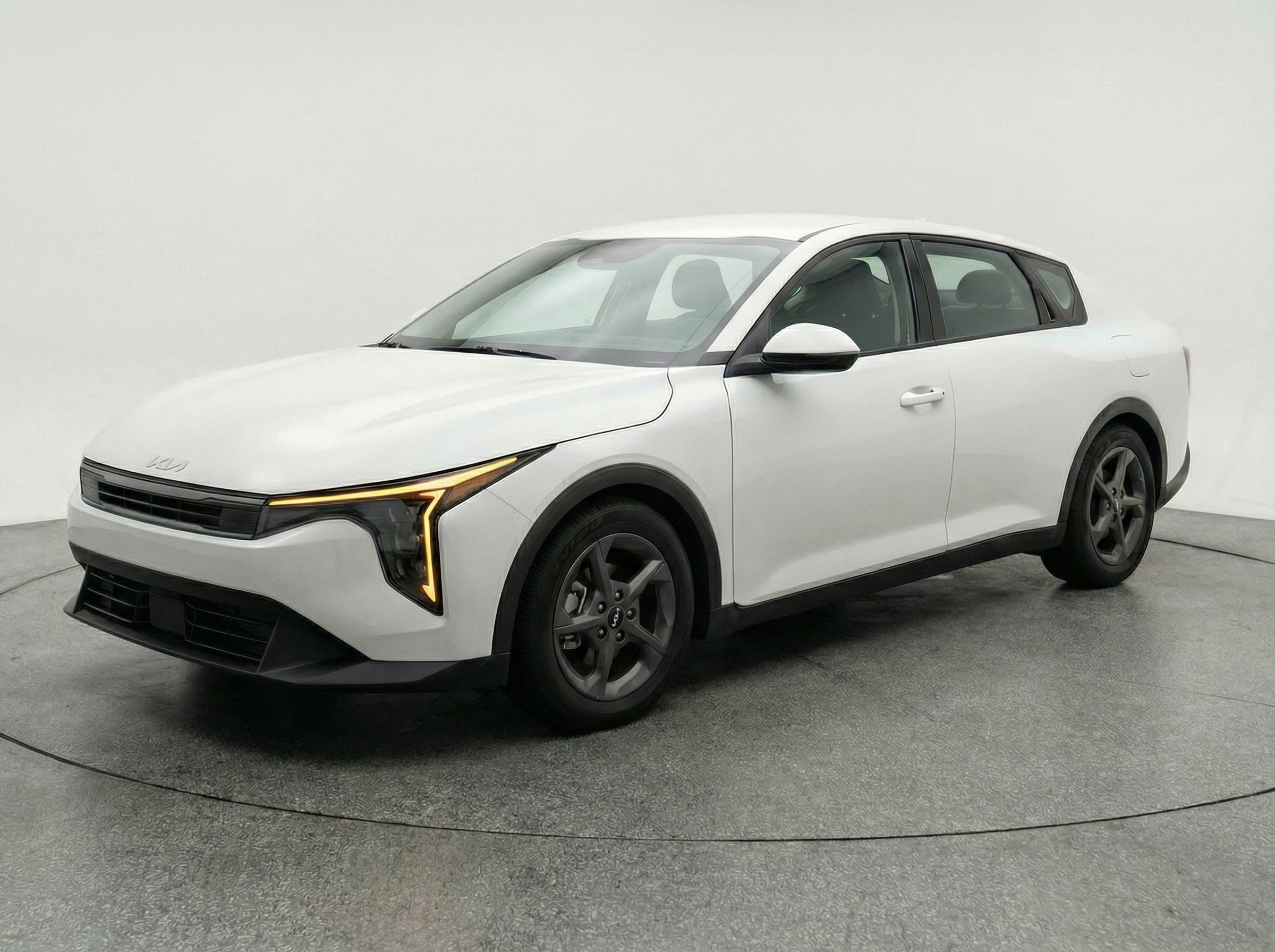 Thumbnail: 2025 Kia K4 - 3
