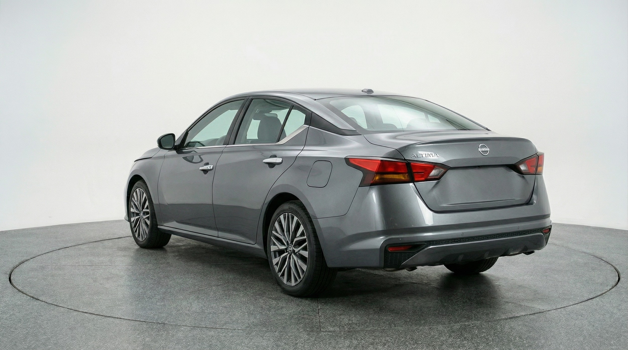 Thumbnail: 2025 Nissan Altima - 5