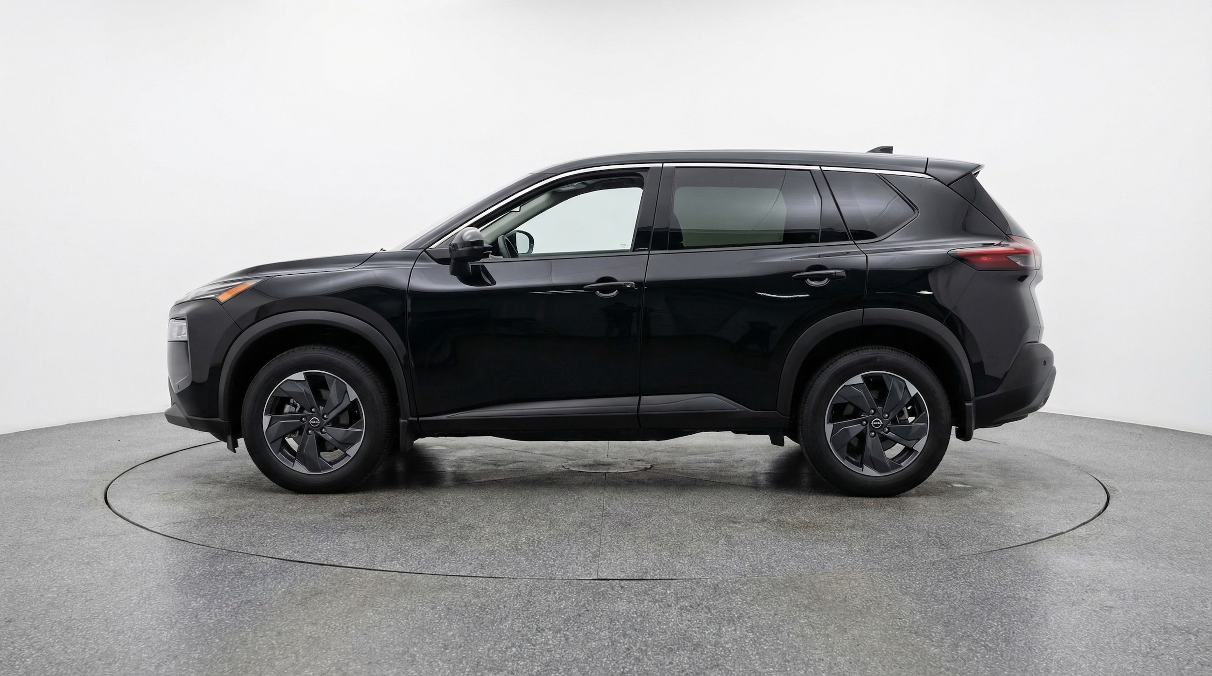 Thumbnail: 2025 Nissan Rogue - 4