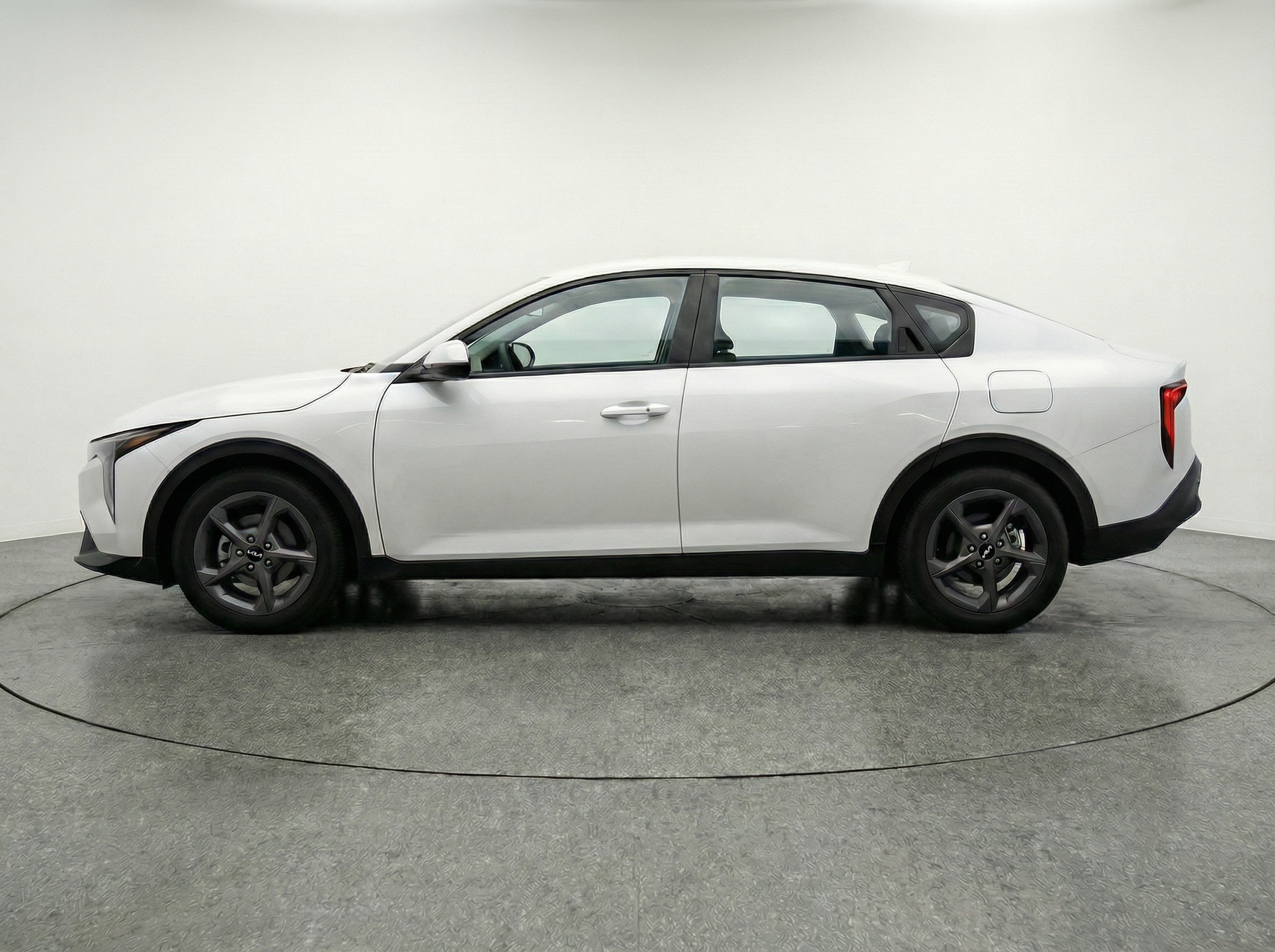 Thumbnail: 2025 Kia K4 - 4