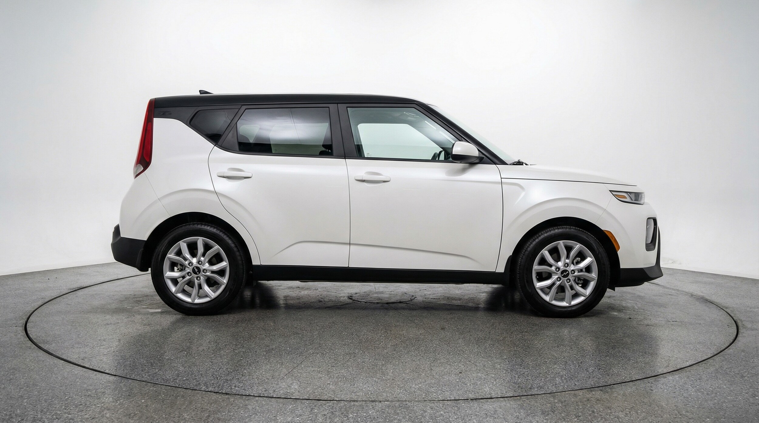 Thumbnail: 2025 Kia Soul - 8