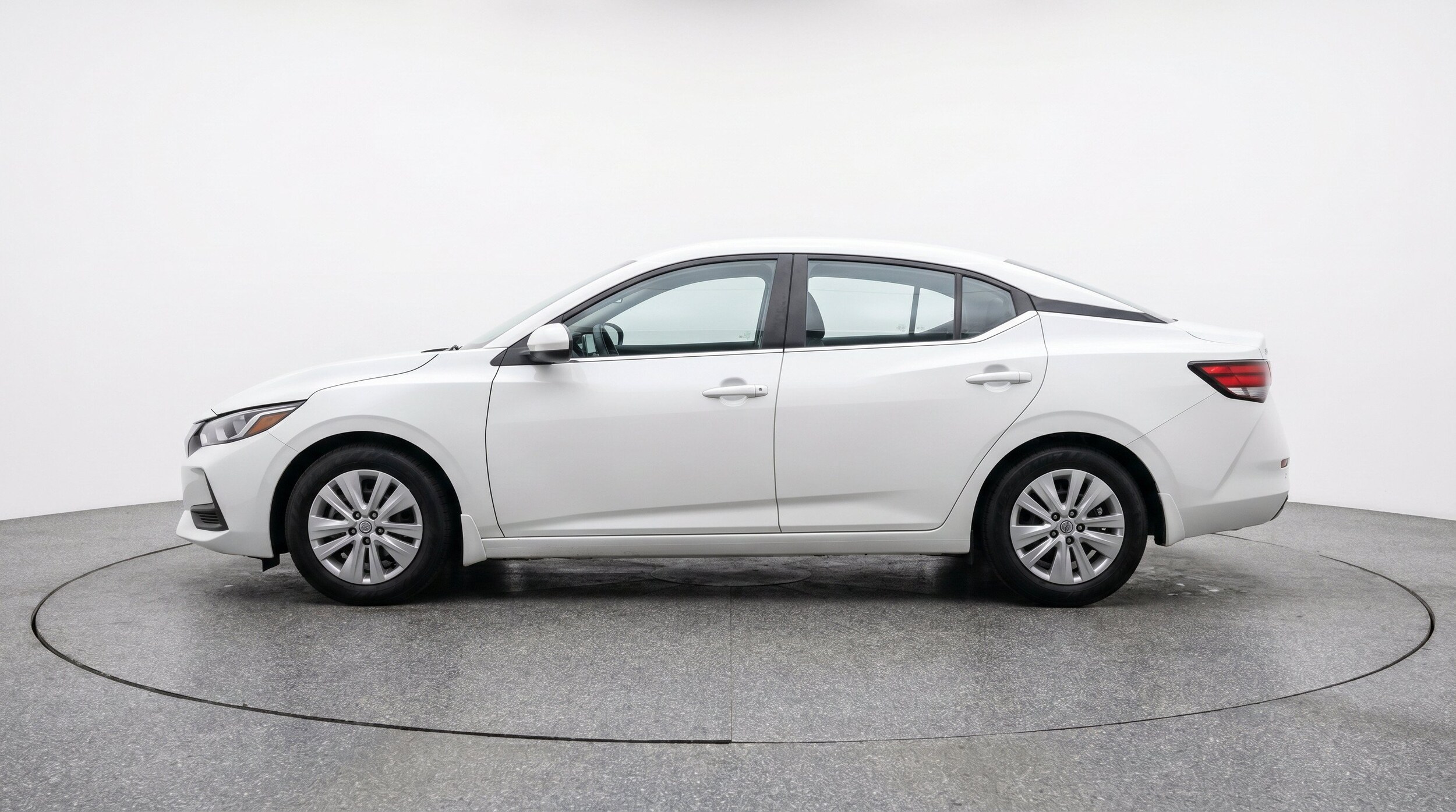 Thumbnail: 2025 Nissan Sentra - 5