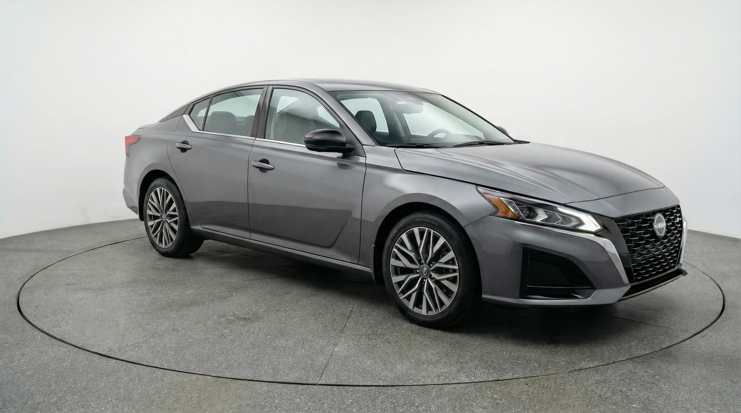 Thumbnail: 2025 Nissan Altima - 1