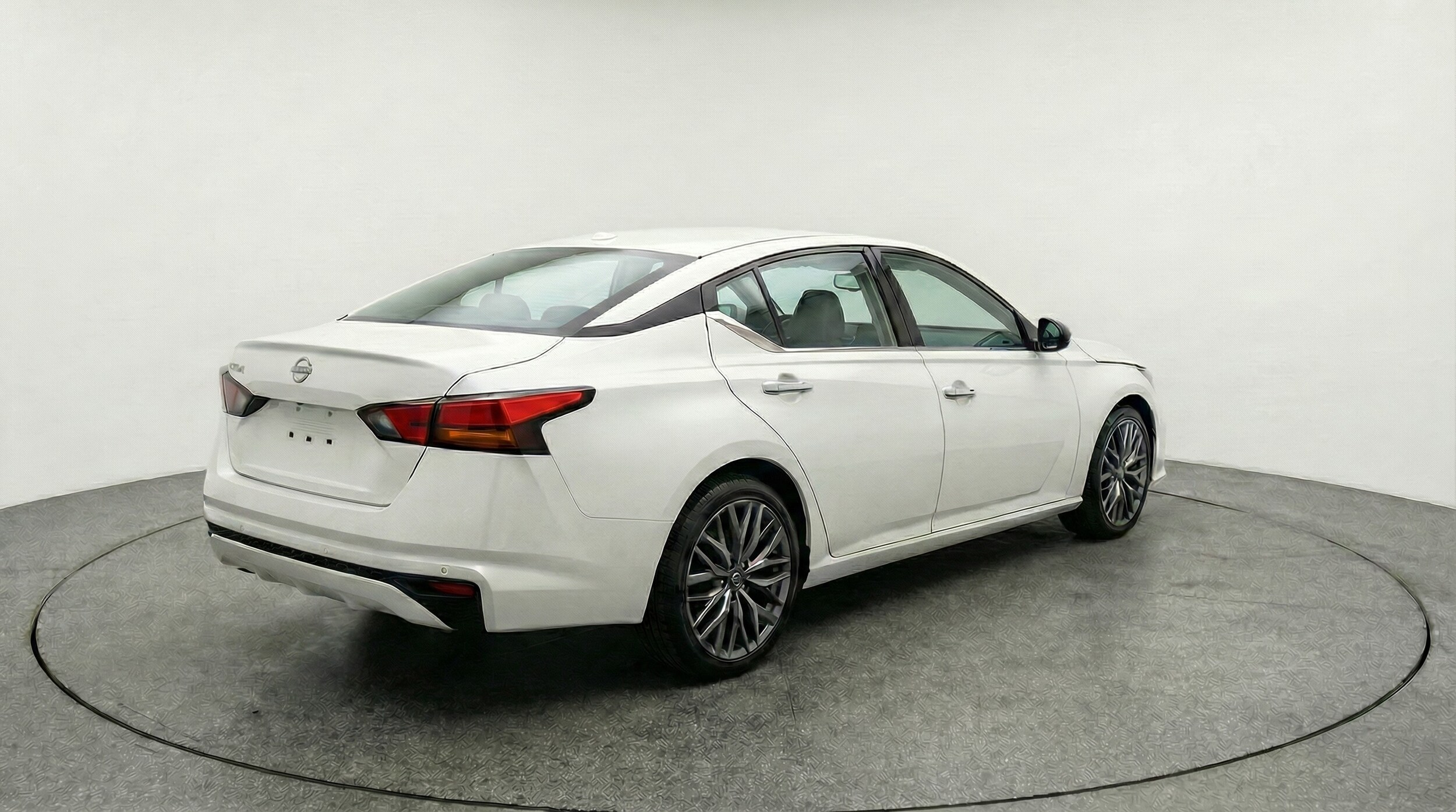 Thumbnail: 2025 Nissan Altima - 7